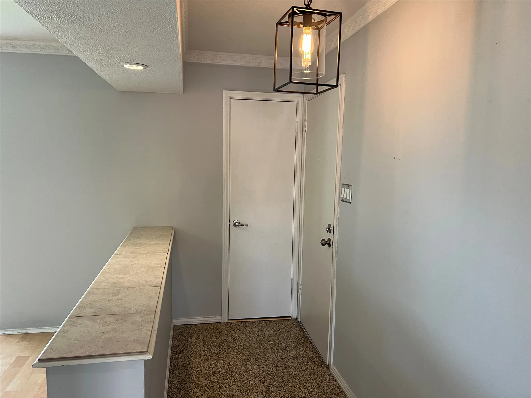 Condominium For Rent in Dallas County , 4715 Skillman Street D, Dallas, Texas 75206, 2 Bedroom, 2 Bathroom, Garage spaces, 1,361 Sqft, built in 1966, mls#21400571, Real Estate Agent in Dallas, Homes For Rent in Dallas county, Homes For Rent in Dallas, Realtor in Dallas Texas, Real Estate Brokerage Independent Realty Texas, Luminita Cordes Realtor