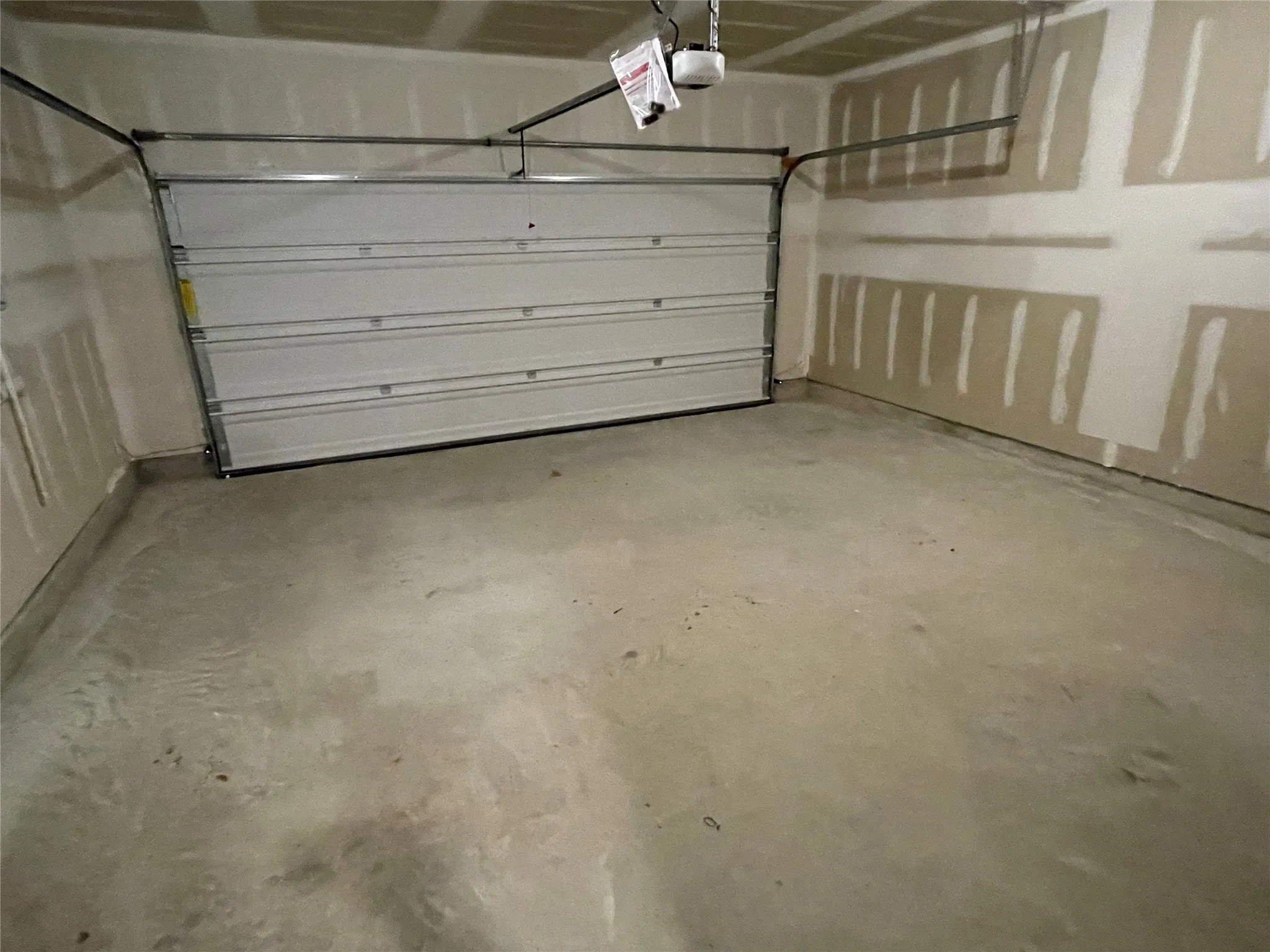 Single Family Residence For Rent in Collin County , 1815 Chapel Hill Road, Princeton, Texas 75407, 3 Bedroom, 3 Bathroom, 2 Garage spaces, 1,826 Sqft, built in 2022, mls#21398408, Real Estate Agent in Princeton, Homes For Rent in Collin county, Homes For Rent in Princeton, Realtor in Princeton Texas, Real Estate Brokerage Independent Realty Texas, Luminita Cordes Realtor