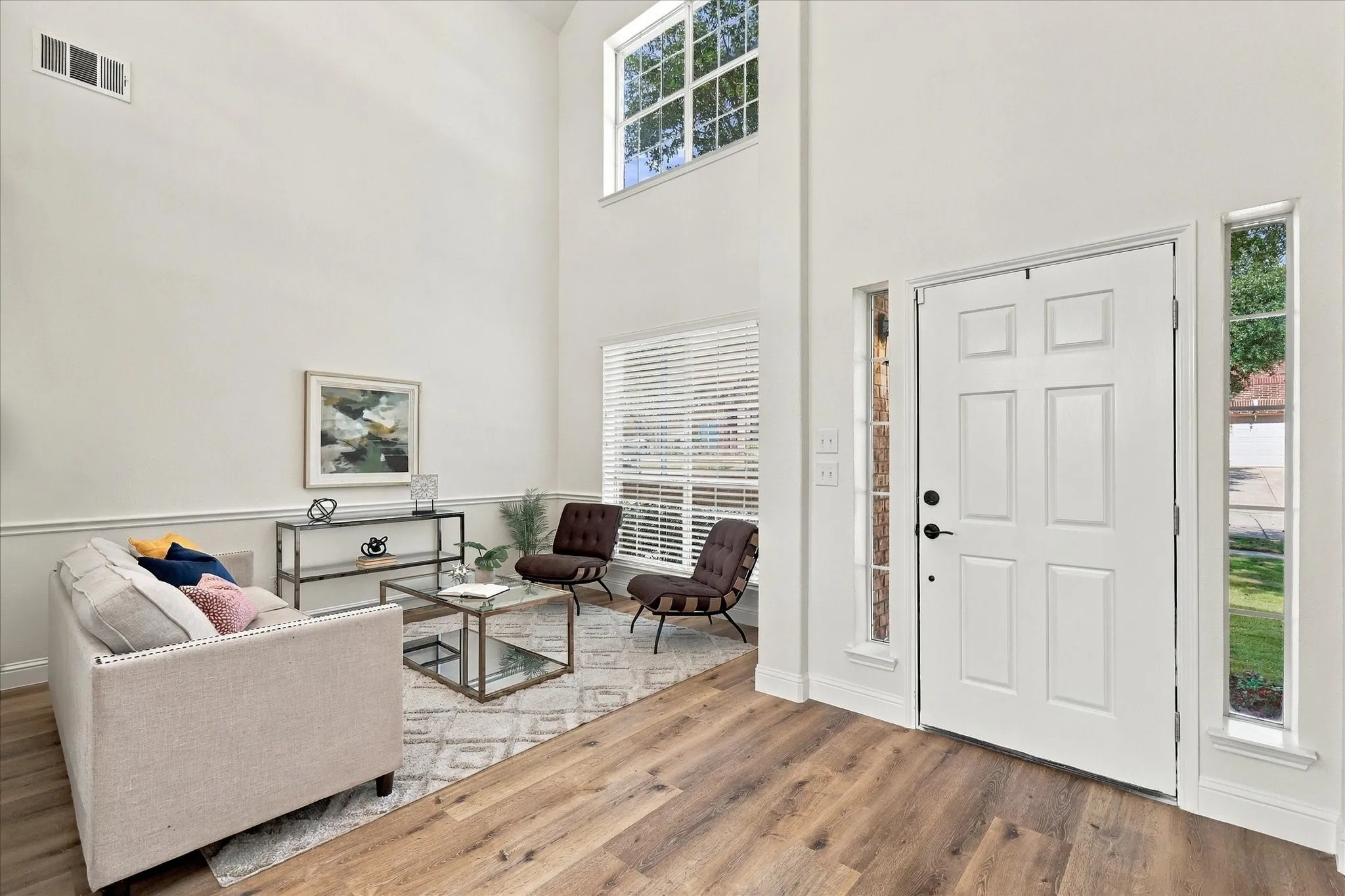 Single Family Residence For Sale in Tarrant County , 10236 Vintage Drive, Fort Worth, Texas 76244, 4 Bedroom, 3 Bathroom, 2 Garage spaces, 3,163 Sqft, built in 2007, mls#21395563, Real Estate Agent in Fort Worth, Homes For Sale in Tarrant county, Homes For Sale in Fort Worth, Realtor in Fort Worth Texas, Real Estate Brokerage Independent Realty Texas, Luminita Cordes Realtor