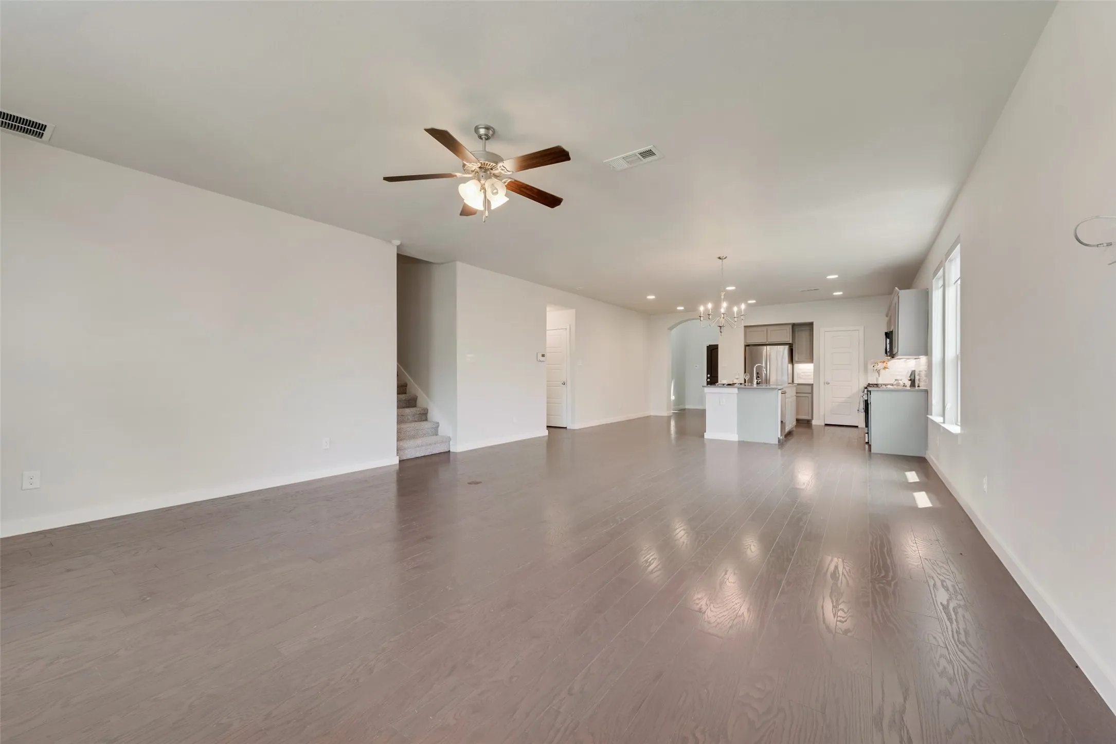 Single Family Residence For Rent in Denton County , 1617 Spoonbill Drive, Little Elm, Texas 75068, 4 Bedroom, 3 Bathroom, 2 Garage spaces, 2,407 Sqft, built in 2017, mls#21398402, Real Estate Agent in Little Elm, Homes For Rent in Denton county, Homes For Rent in Little Elm, Realtor in Little Elm Texas, Real Estate Brokerage Independent Realty Texas, Luminita Cordes Realtor