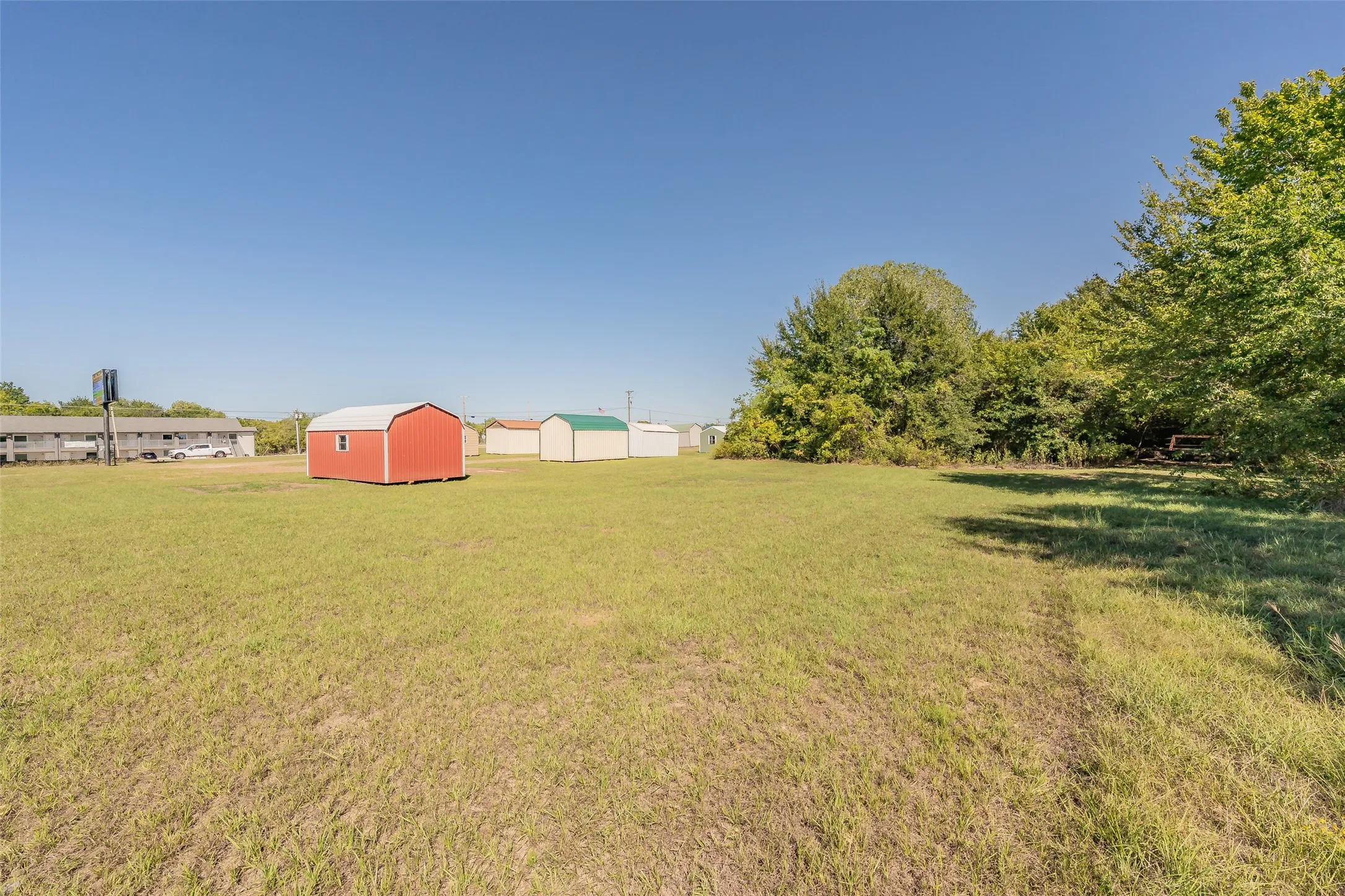 Unimproved Land For Sale in Henderson County , 2715 W Main Street, Gun Barrel City, Texas 75156, 0, 0, Garage spaces, 0 Sqft, built in 0, mls#21400581, Real Estate Agent in Gun Barrel City, Homes For Sale in Henderson county, Homes For Sale in Gun Barrel City, Realtor in Gun Barrel City Texas, Real Estate Brokerage Independent Realty Texas, Luminita Cordes Realtor