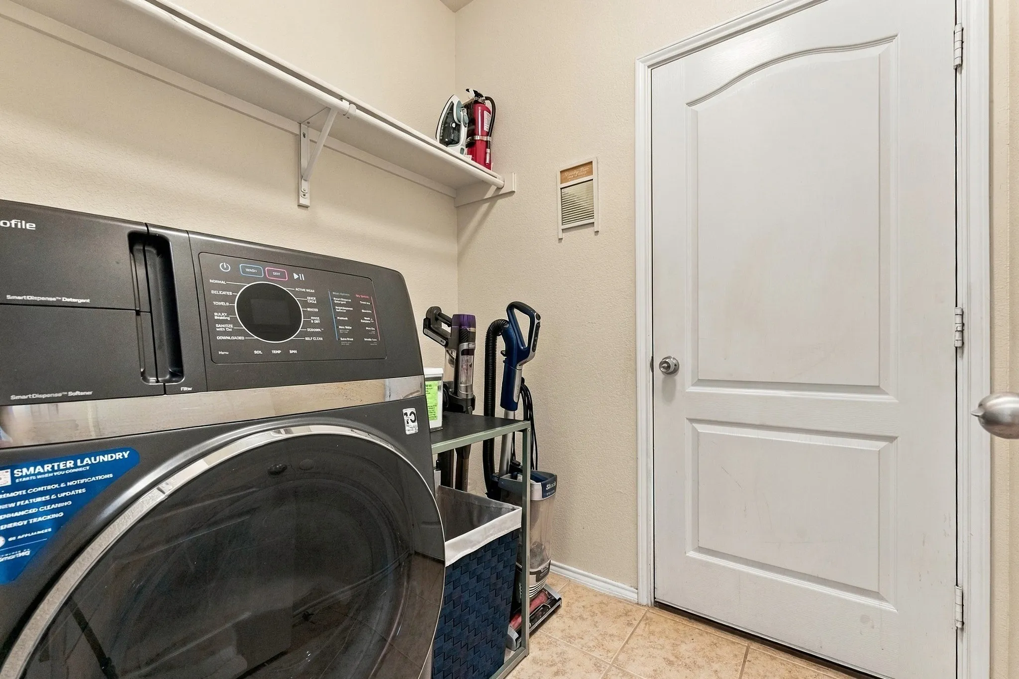 Single Family Residence For Sale in Tarrant County , 8932 Winding Valley Drive, Fort Worth, Texas 76244, 4 Bedroom, 3 Bathroom, 2 Garage spaces, 2,923 Sqft, built in 2012, mls#21400583, Real Estate Agent in Fort Worth, Homes For Sale in Tarrant county, Homes For Sale in Fort Worth, Realtor in Fort Worth Texas, Real Estate Brokerage Independent Realty Texas, Luminita Cordes Realtor