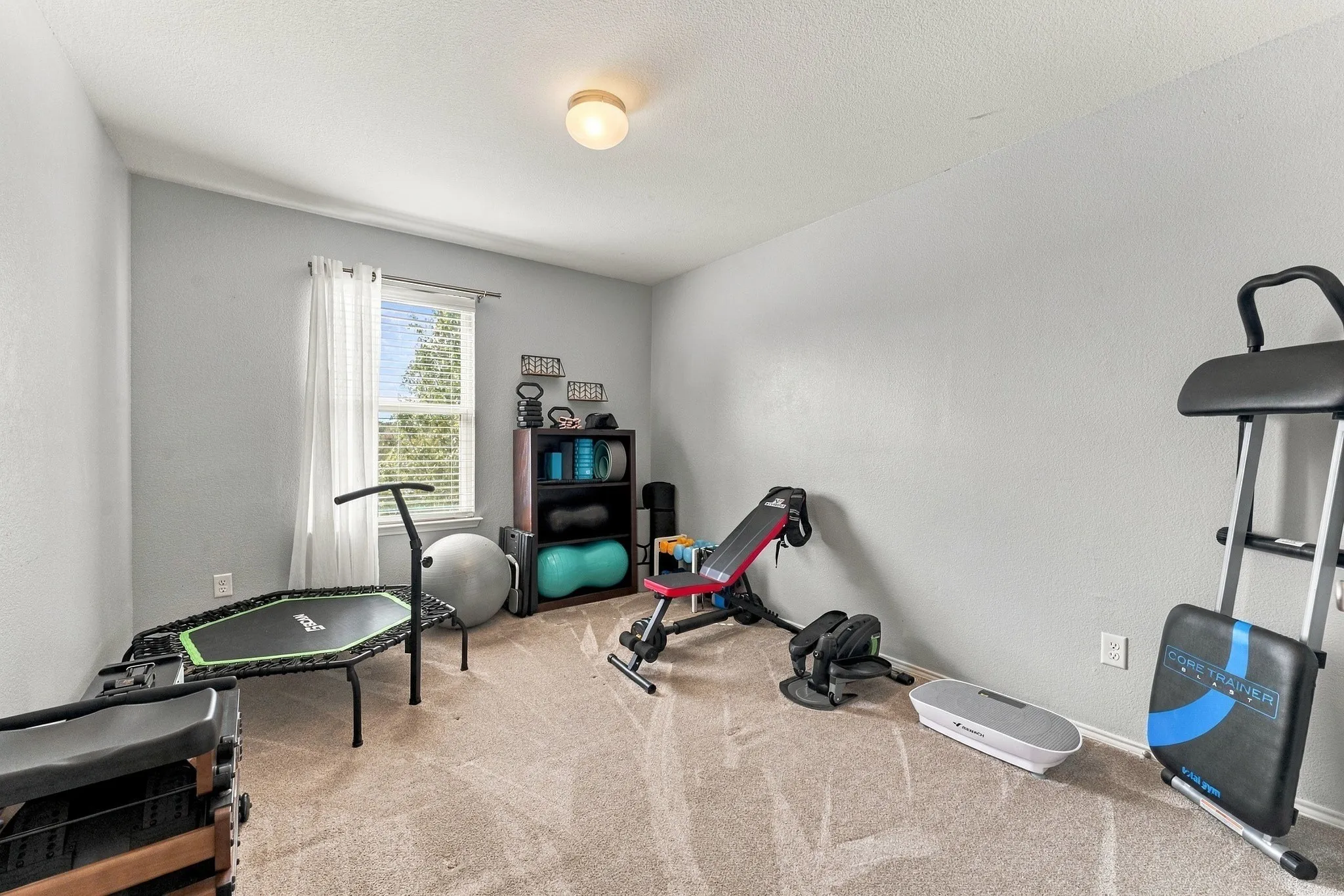 Single Family Residence For Sale in Tarrant County , 8932 Winding Valley Drive, Fort Worth, Texas 76244, 4 Bedroom, 3 Bathroom, 2 Garage spaces, 2,923 Sqft, built in 2012, mls#21400583, Real Estate Agent in Fort Worth, Homes For Sale in Tarrant county, Homes For Sale in Fort Worth, Realtor in Fort Worth Texas, Real Estate Brokerage Independent Realty Texas, Luminita Cordes Realtor