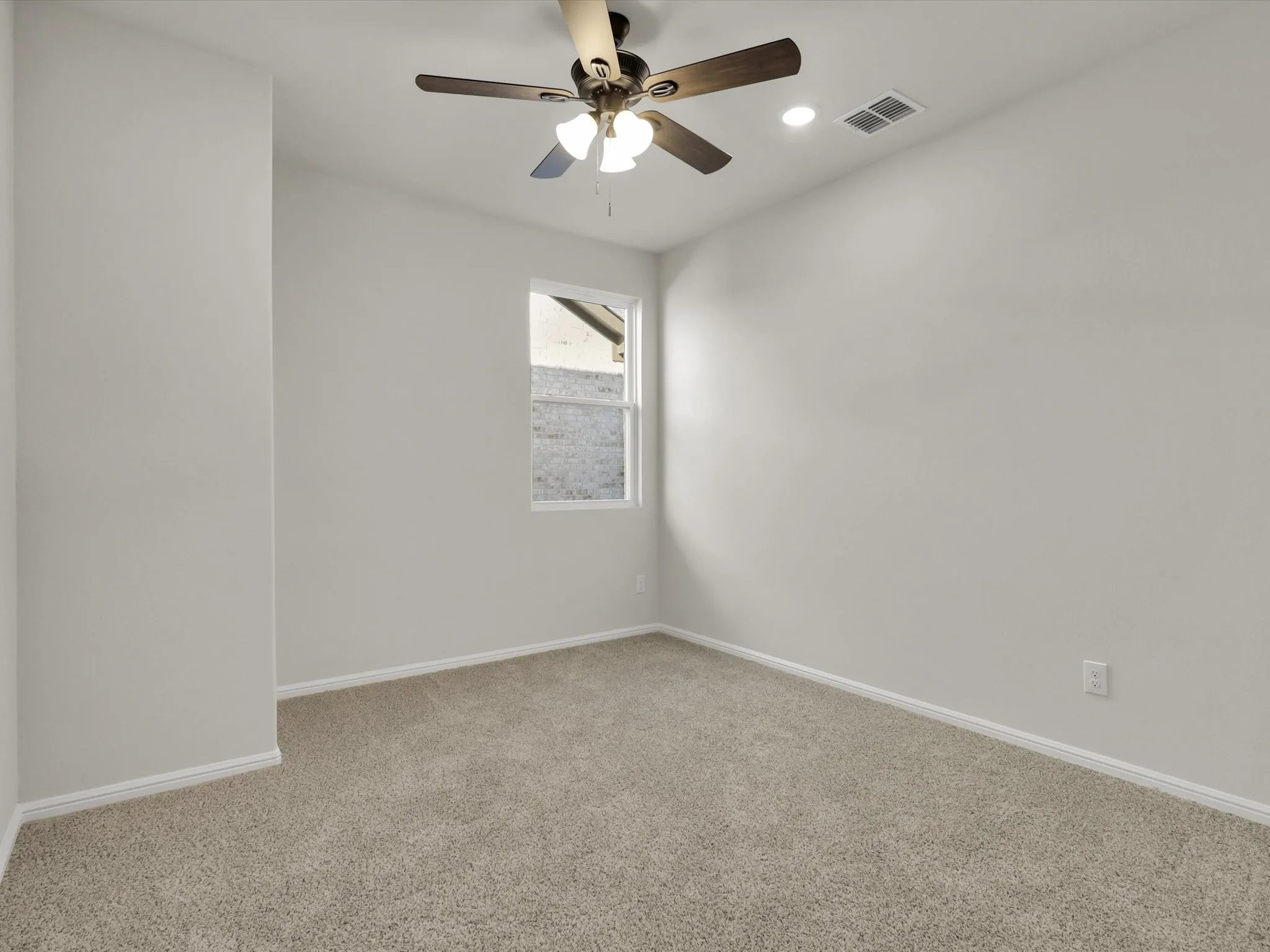 Single Family Residence For Rent in Collin County , 712 Portina Drive, Anna, Texas 75409, 4 Bedroom, 3 Bathroom, 2 Garage spaces, 2,006 Sqft, built in 2024, mls#21400491, Real Estate Agent in Anna, Homes For Rent in Collin county, Homes For Rent in Anna, Realtor in Anna Texas, Real Estate Brokerage Independent Realty Texas, Luminita Cordes Realtor