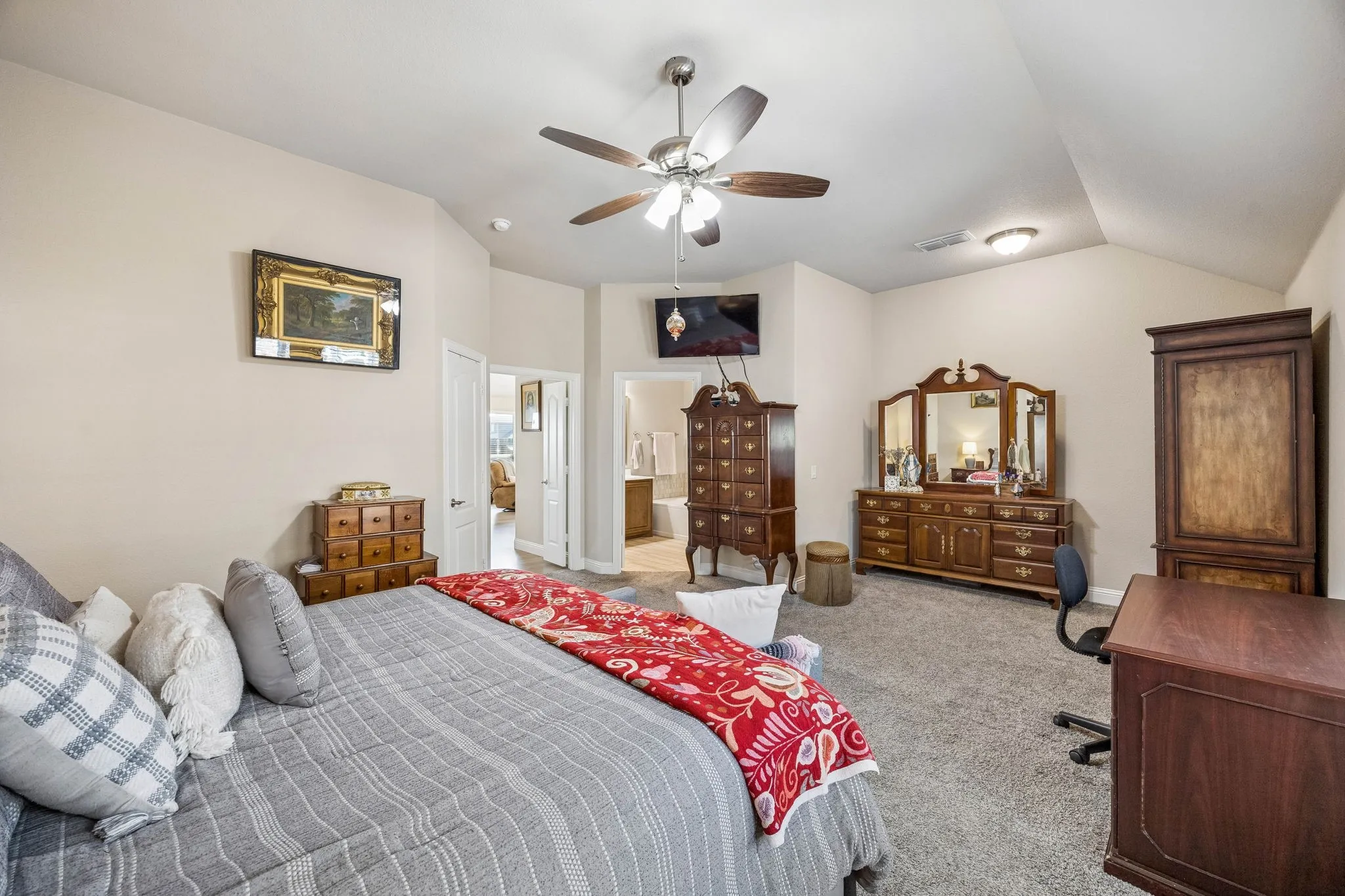 Single Family Residence For Sale in Kaufman County , 3937 Holly Springs Lane, Kaufman, Texas 75142, 4 Bedroom, 3 Bathroom, 3 Garage spaces, 2,451 Sqft, built in 2022, mls#21399459, Real Estate Agent in Kaufman, Homes For Sale in Kaufman county, Homes For Sale in Kaufman, Realtor in Kaufman Texas, Real Estate Brokerage Independent Realty Texas, Luminita Cordes Realtor