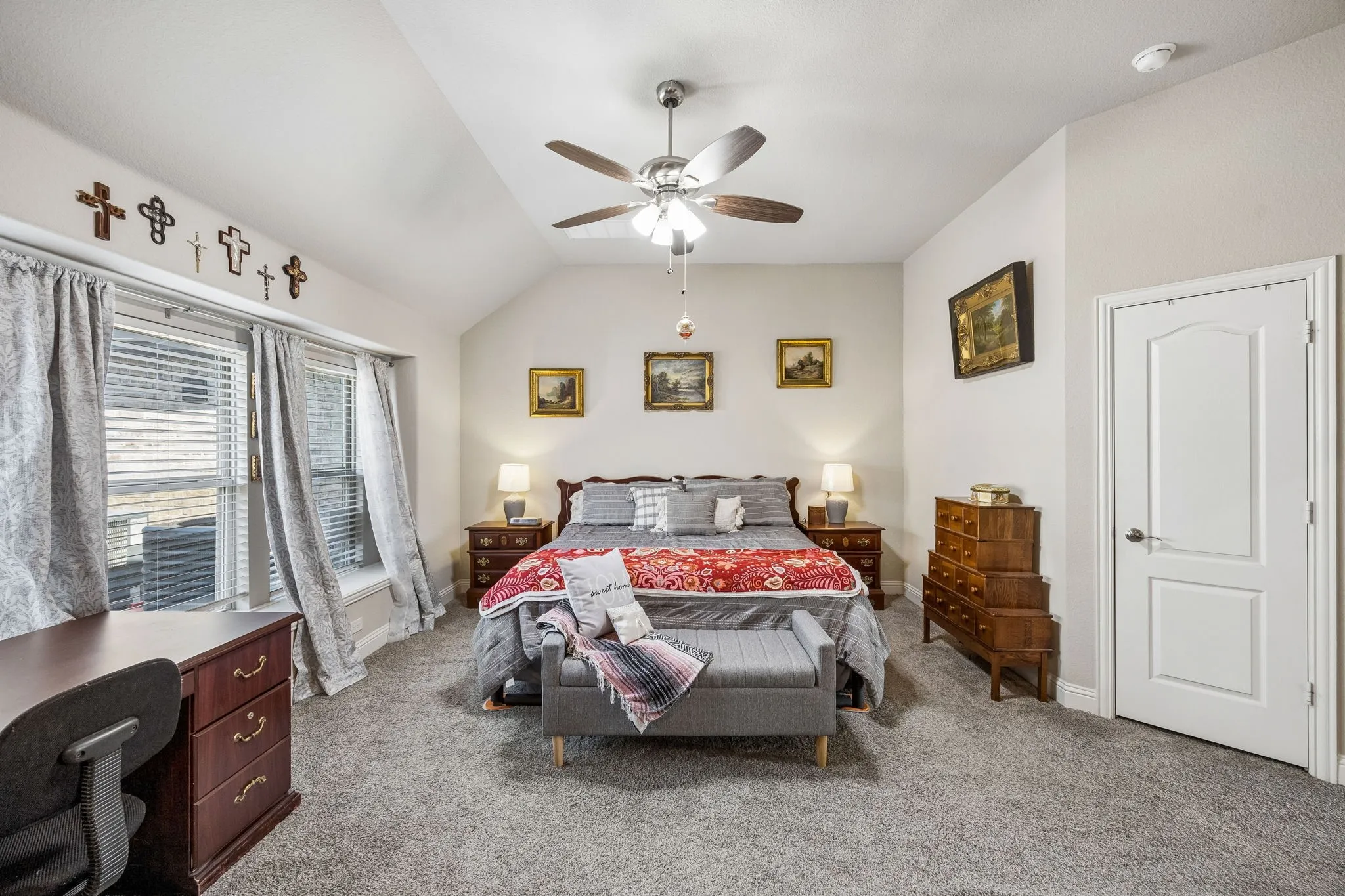 Single Family Residence For Sale in Kaufman County , 3937 Holly Springs Lane, Kaufman, Texas 75142, 4 Bedroom, 3 Bathroom, 3 Garage spaces, 2,451 Sqft, built in 2022, mls#21399459, Real Estate Agent in Kaufman, Homes For Sale in Kaufman county, Homes For Sale in Kaufman, Realtor in Kaufman Texas, Real Estate Brokerage Independent Realty Texas, Luminita Cordes Realtor