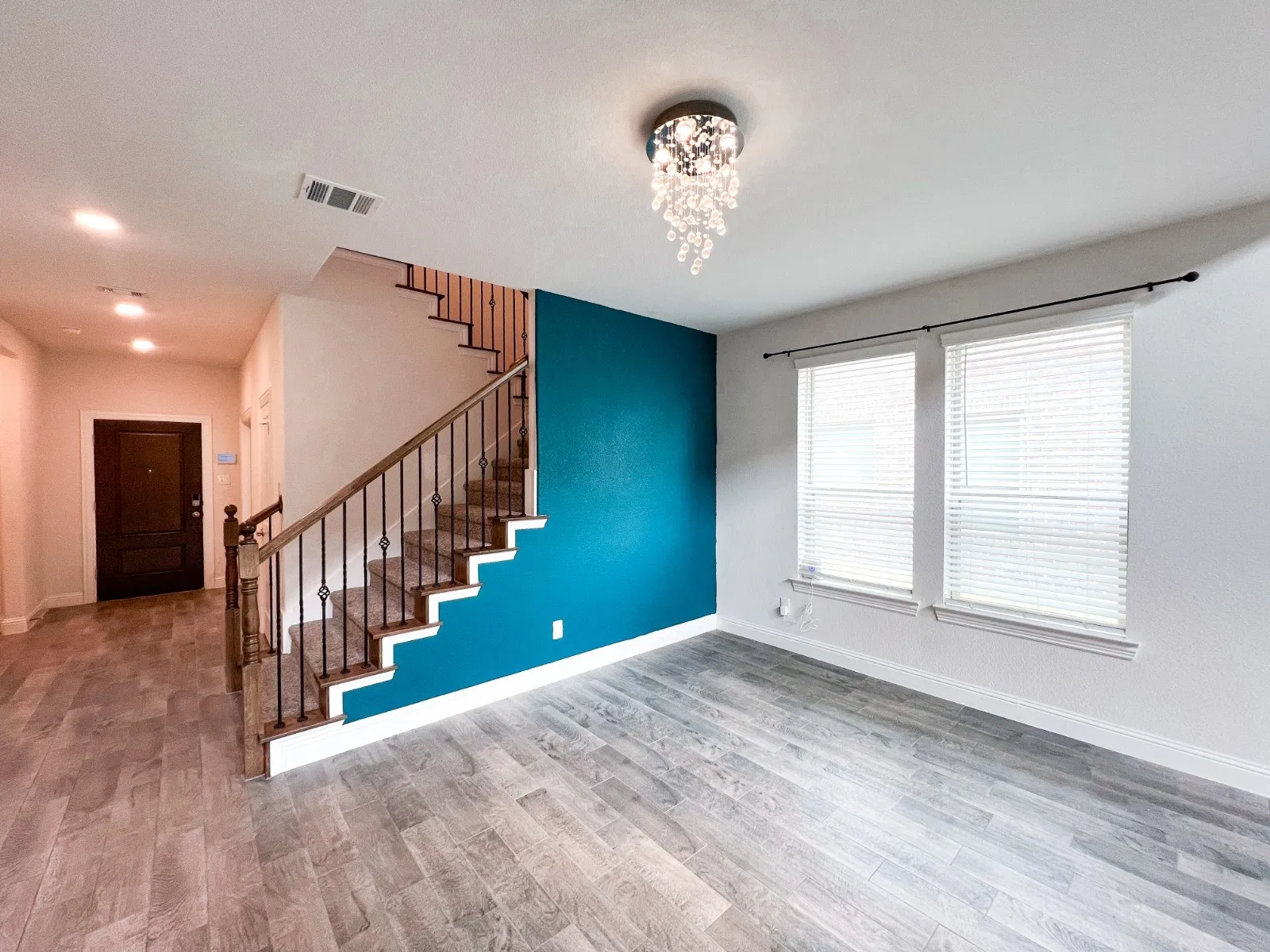 Single Family Residence For Rent in Collin County , 8354 Caribou Drive, Frisco, Texas 75035, 5 Bedroom, 3 Bathroom, 2 Garage spaces, 2,962 Sqft, built in 2020, mls#21400281, Real Estate Agent in Frisco, Homes For Rent in Collin county, Homes For Rent in Frisco, Realtor in Frisco Texas, Real Estate Brokerage Independent Realty Texas, Luminita Cordes Realtor