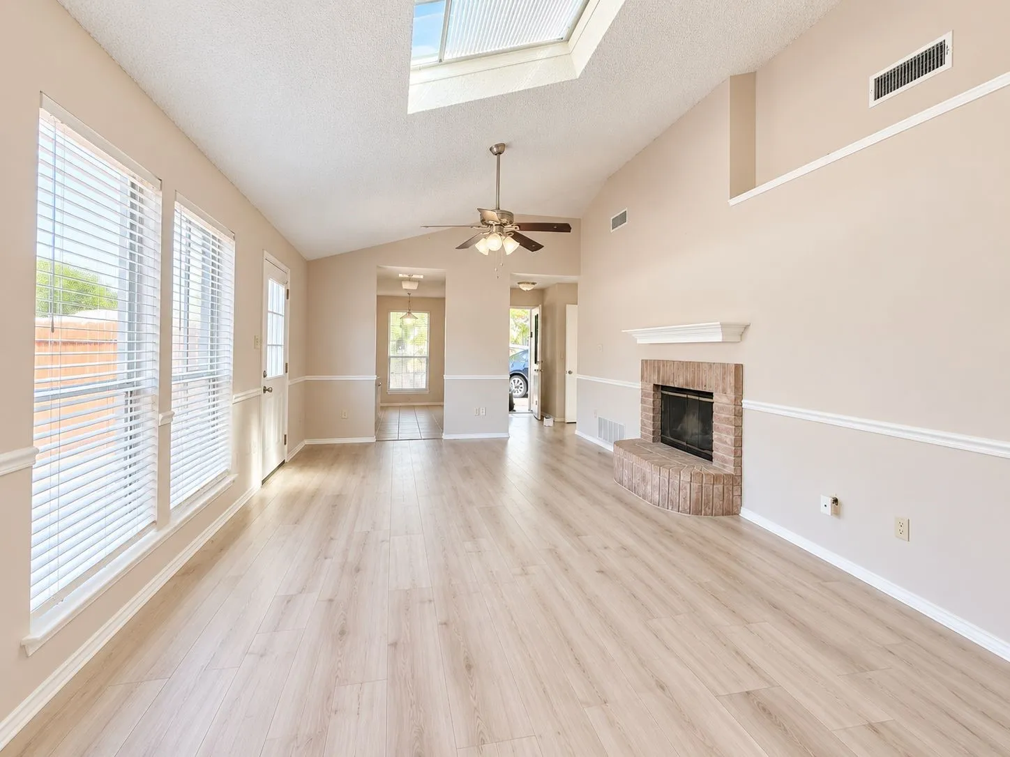 Single Family Residence For Rent in Tarrant County , 2096 Colt Court, Keller, Texas 76248, 3 Bedroom, 2 Bathroom, 2 Garage spaces, 1,172 Sqft, built in 1991, mls#21400500, Real Estate Agent in Keller, Homes For Rent in Tarrant county, Homes For Rent in Keller, Realtor in Keller Texas, Real Estate Brokerage Independent Realty Texas, Luminita Cordes Realtor