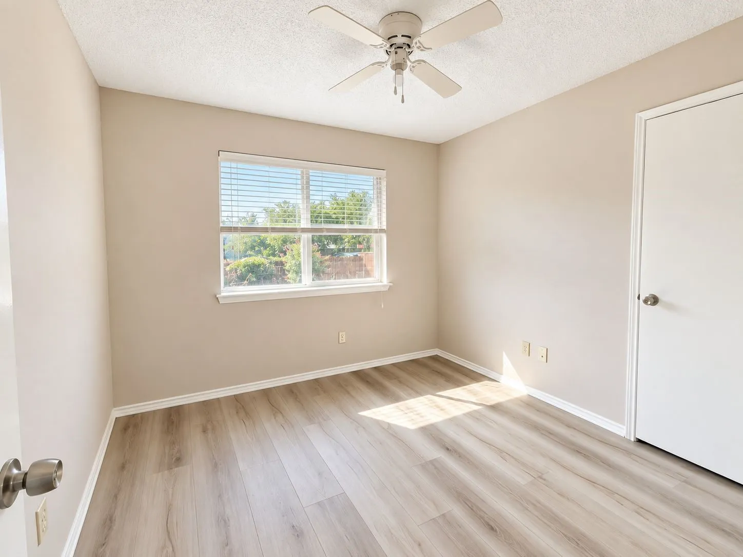 Single Family Residence For Rent in Tarrant County , 2096 Colt Court, Keller, Texas 76248, 3 Bedroom, 2 Bathroom, 2 Garage spaces, 1,172 Sqft, built in 1991, mls#21400500, Real Estate Agent in Keller, Homes For Rent in Tarrant county, Homes For Rent in Keller, Realtor in Keller Texas, Real Estate Brokerage Independent Realty Texas, Luminita Cordes Realtor