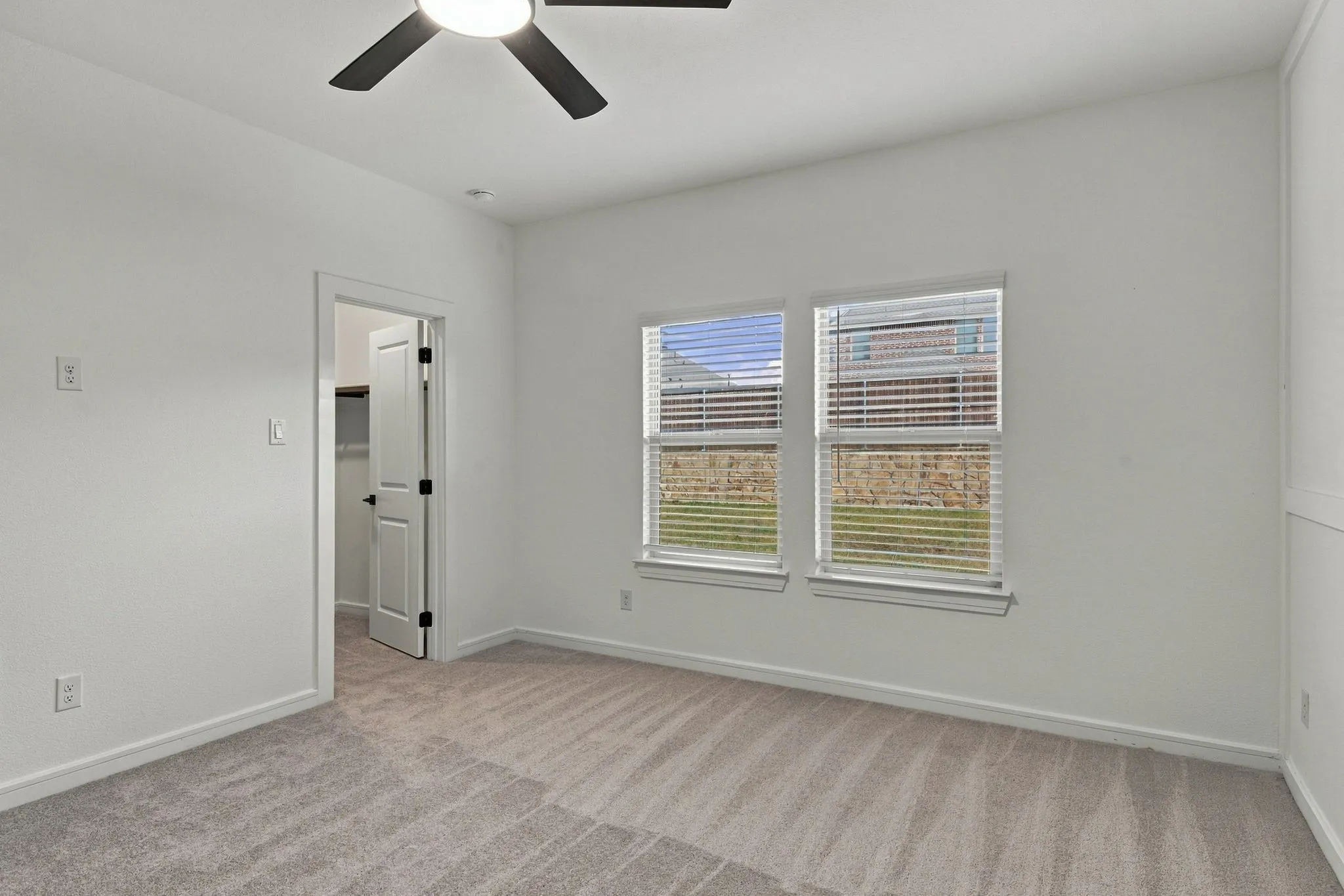 Single Family Residence For Sale in Grayson County , 604 Brook View Drive, Van Alstyne, Texas 75495, 3 Bedroom, 3 Bathroom, 2 Garage spaces, 1,750 Sqft, built in 2024, mls#21400594, Real Estate Agent in Van Alstyne, Homes For Sale in Grayson county, Homes For Sale in Van Alstyne, Realtor in Van Alstyne Texas, Real Estate Brokerage Independent Realty Texas, Luminita Cordes Realtor