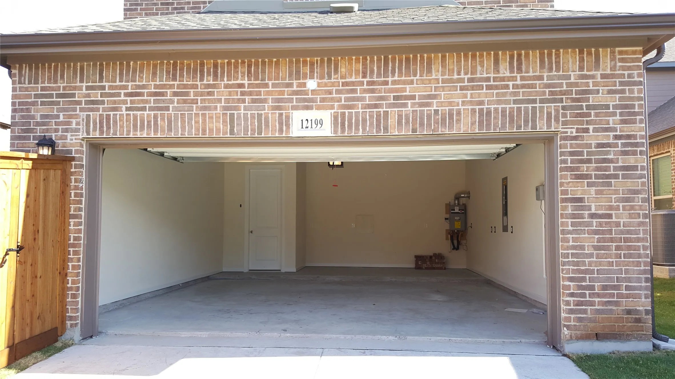 Single Family Residence For Rent in Collin County , 12199 Antler Drive, Frisco, Texas 75035, 4 Bedroom, 3 Bathroom, 2 Garage spaces, 2,950 Sqft, built in 2017, mls#21400608, Real Estate Agent in Frisco, Homes For Rent in Collin county, Homes For Rent in Frisco, Realtor in Frisco Texas, Real Estate Brokerage Independent Realty Texas, Luminita Cordes Realtor