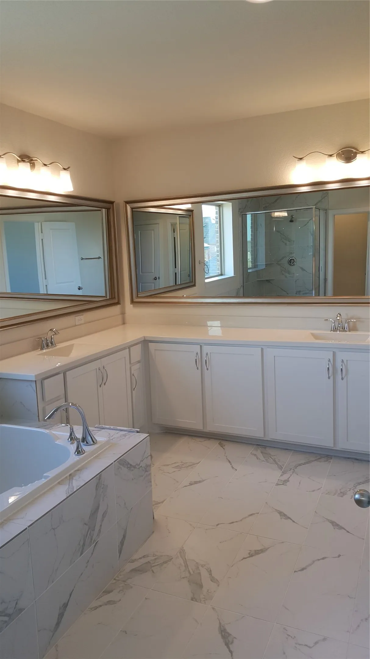 Single Family Residence For Rent in Collin County , 12199 Antler Drive, Frisco, Texas 75035, 4 Bedroom, 3 Bathroom, 2 Garage spaces, 2,950 Sqft, built in 2017, mls#21400608, Real Estate Agent in Frisco, Homes For Rent in Collin county, Homes For Rent in Frisco, Realtor in Frisco Texas, Real Estate Brokerage Independent Realty Texas, Luminita Cordes Realtor