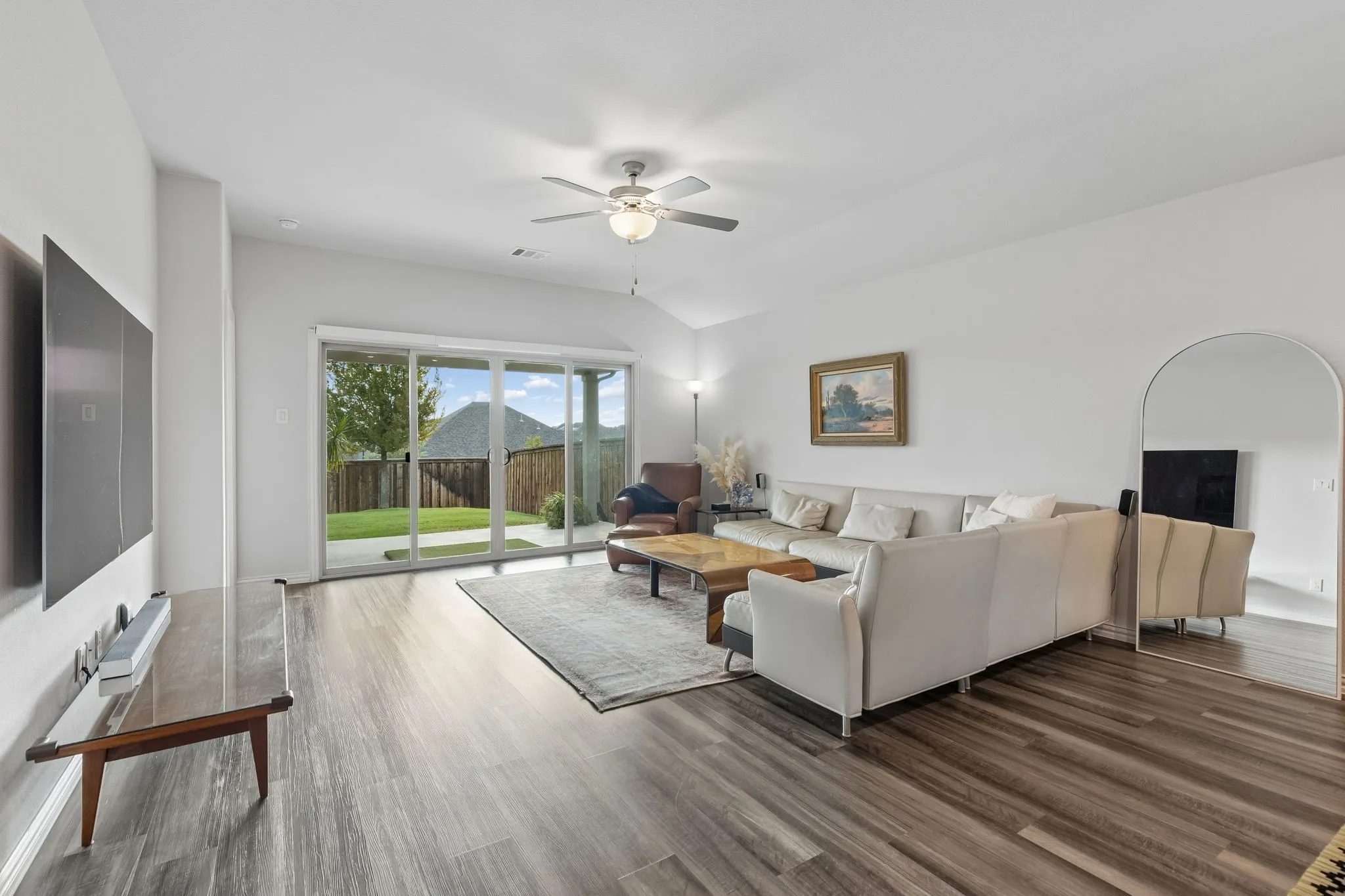 Single Family Residence For Sale in Tarrant County , 5549 Cypress Willow Bend, Fort Worth, Texas 76126, 3 Bedroom, 2 Bathroom, 2 Garage spaces, 1,813 Sqft, built in 2020, mls#21400609, Real Estate Agent in Fort Worth, Homes For Sale in Tarrant county, Homes For Sale in Fort Worth, Realtor in Fort Worth Texas, Real Estate Brokerage Independent Realty Texas, Luminita Cordes Realtor