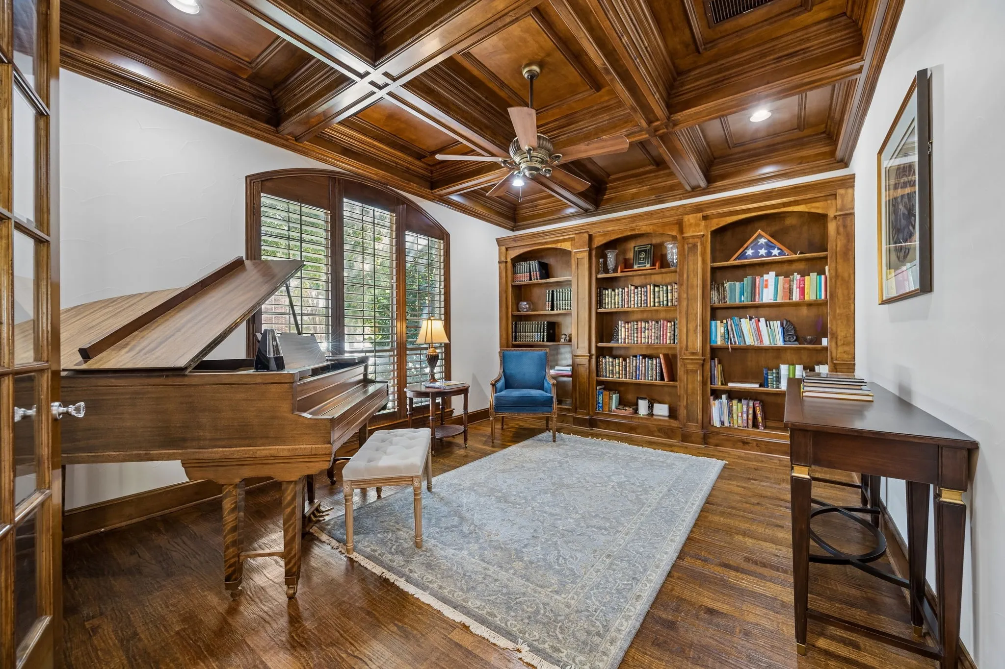 Single Family Residence For Sale in Collin County , 1401 Luckenbach Drive, Allen, Texas 75013, 5 Bedroom, 5 Bathroom, 3 Garage spaces, 4,482 Sqft, built in 2005, mls#21399939, Real Estate Agent in Allen, Homes For Sale in Collin county, Homes For Sale in Allen, Realtor in Allen Texas, Real Estate Brokerage Independent Realty Texas, Luminita Cordes Realtor