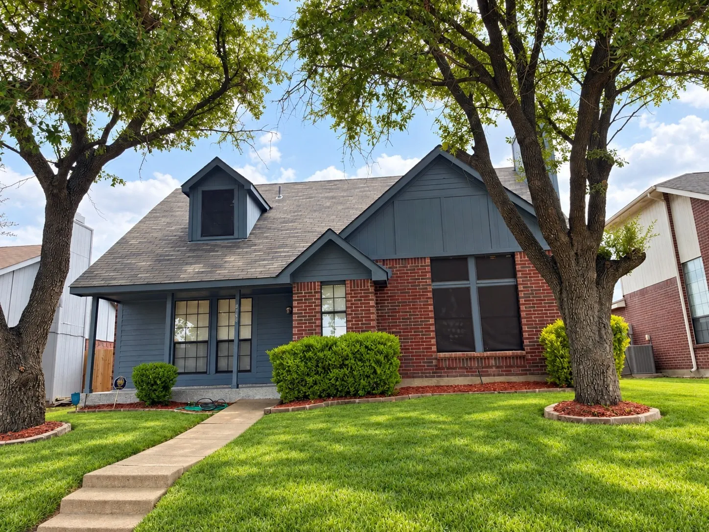 Single Family Residence For Sale in Dallas County , 4028 O B Crowe Drive, Dallas, Texas 75227, 4 Bedroom, 2 Bathroom, 2 Garage spaces, 1,712 Sqft, built in 1988, mls#21400619, Real Estate Agent in Dallas, Homes For Sale in Dallas county, Homes For Sale in Dallas, Realtor in Dallas Texas, Real Estate Brokerage Independent Realty Texas, Luminita Cordes Realtor