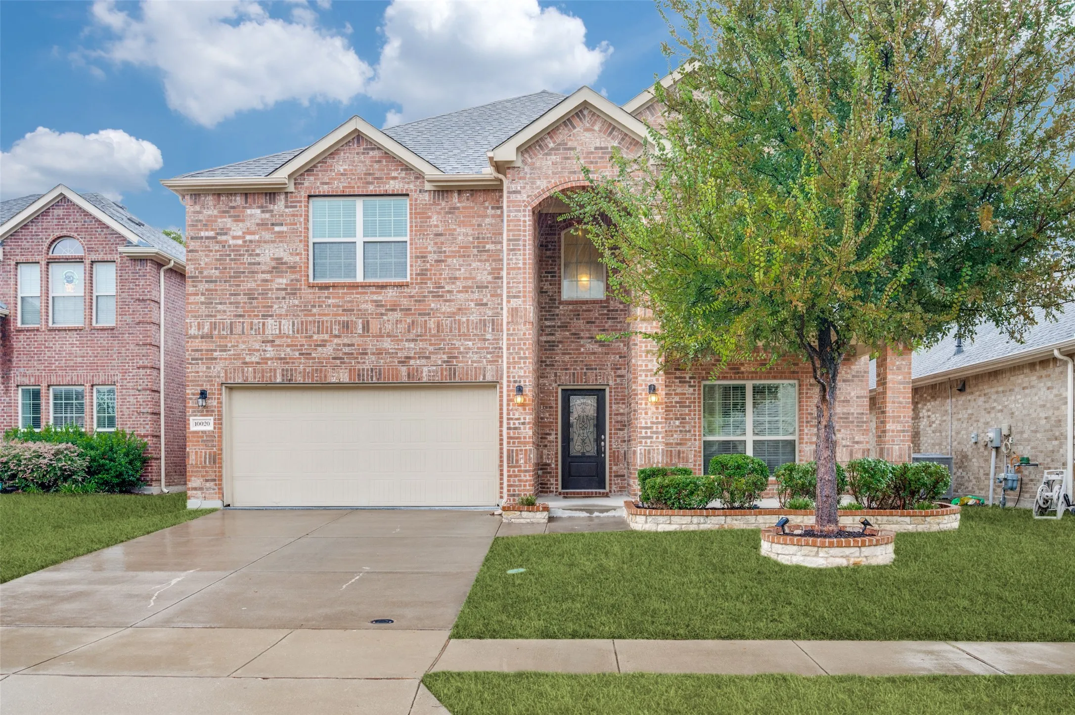 Single Family Residence For Rent in Collin County , 10020 Long Branch Drive, Mc Kinney, Texas 75071, 4 Bedroom, 3 Bathroom, 2 Garage spaces, 2,906 Sqft, built in 2017, mls#21398589, Real Estate Agent in Mc Kinney, Homes For Rent in Collin county, Homes For Rent in Mc Kinney, Realtor in Mc Kinney Texas, Real Estate Brokerage Independent Realty Texas, Luminita Cordes Realtor