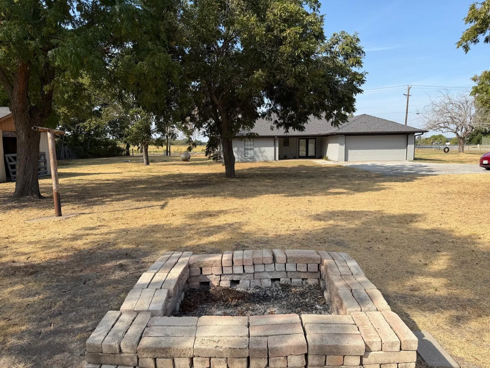 Brick fire pit with a gravel base