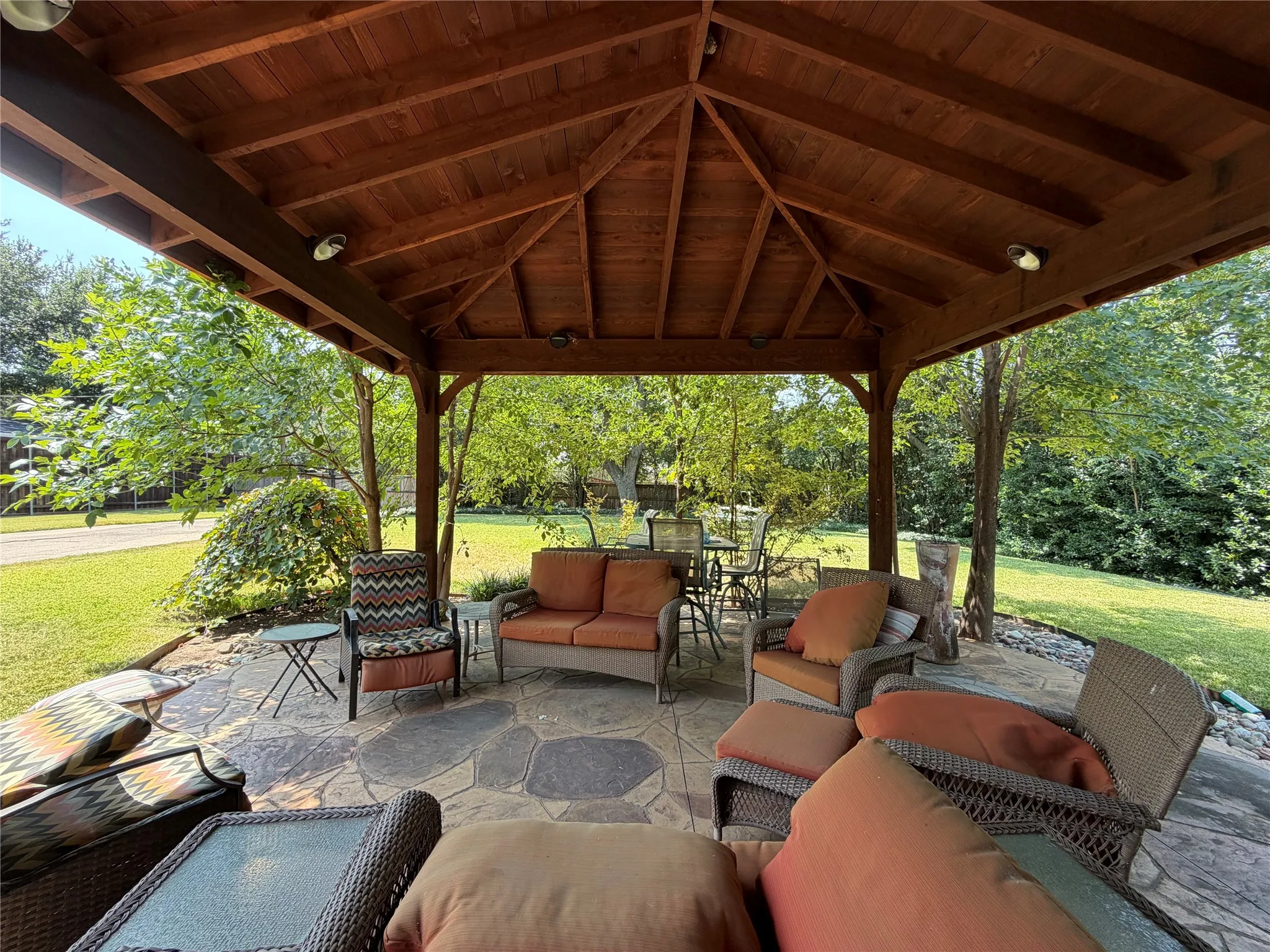 Improved Land For Sale in Dallas County , 3708 Princess Lane, Dallas, Texas 75229, 0, 0, Garage spaces, 0 Sqft, built in 1972, mls#21400004, Real Estate Agent in Dallas, Homes For Sale in Dallas county, Homes For Sale in Dallas, Realtor in Dallas Texas, Real Estate Brokerage Independent Realty Texas, Luminita Cordes Realtor