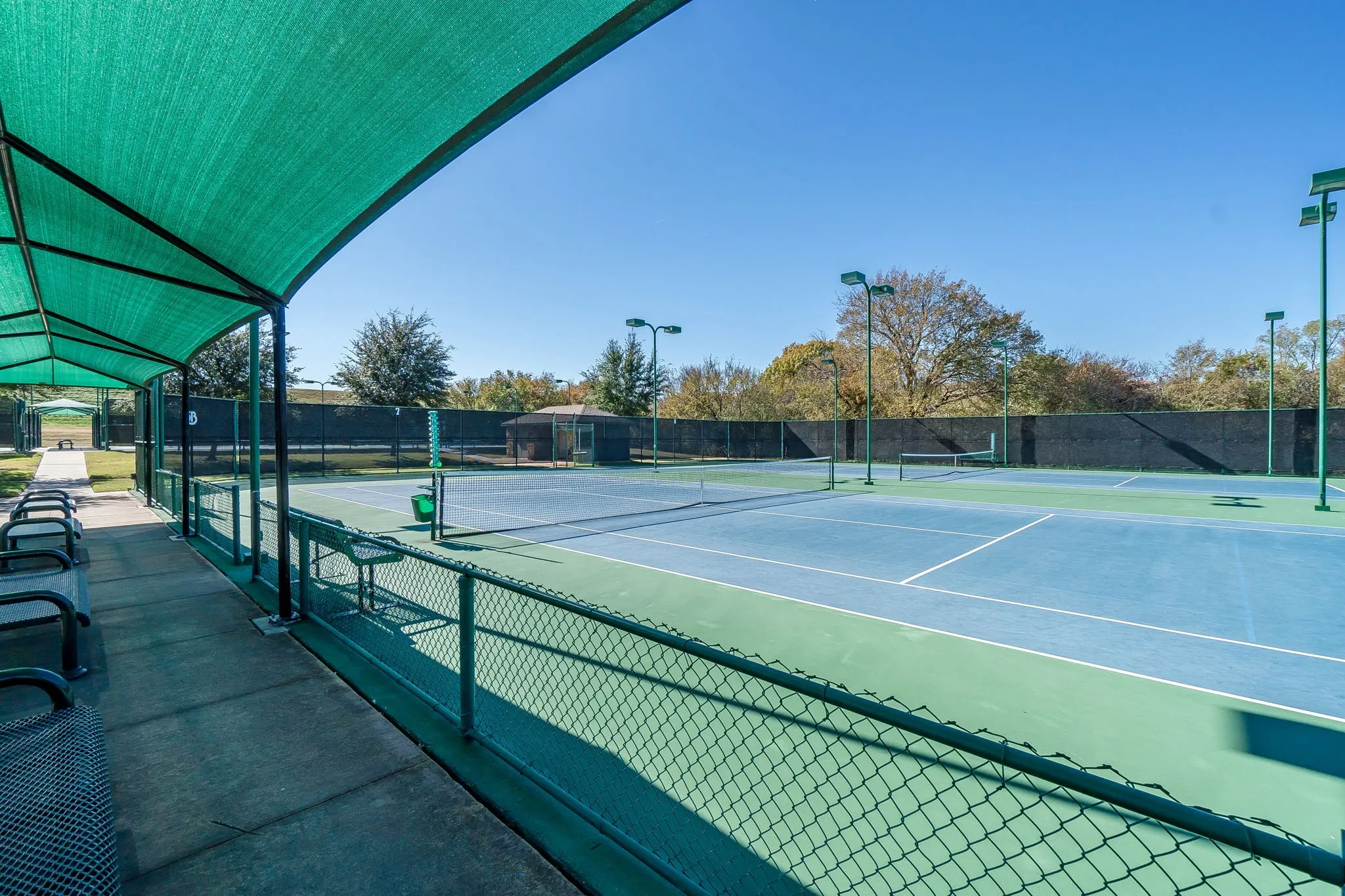 Stonebridge Ranch courts include tennis, pickleball and basketball