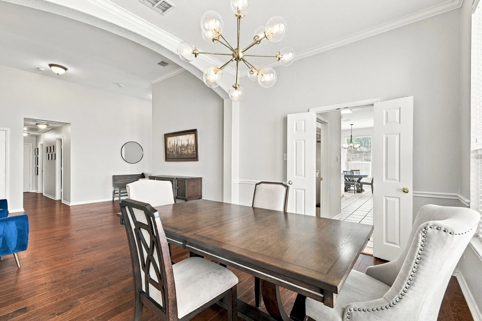 Formal dining room