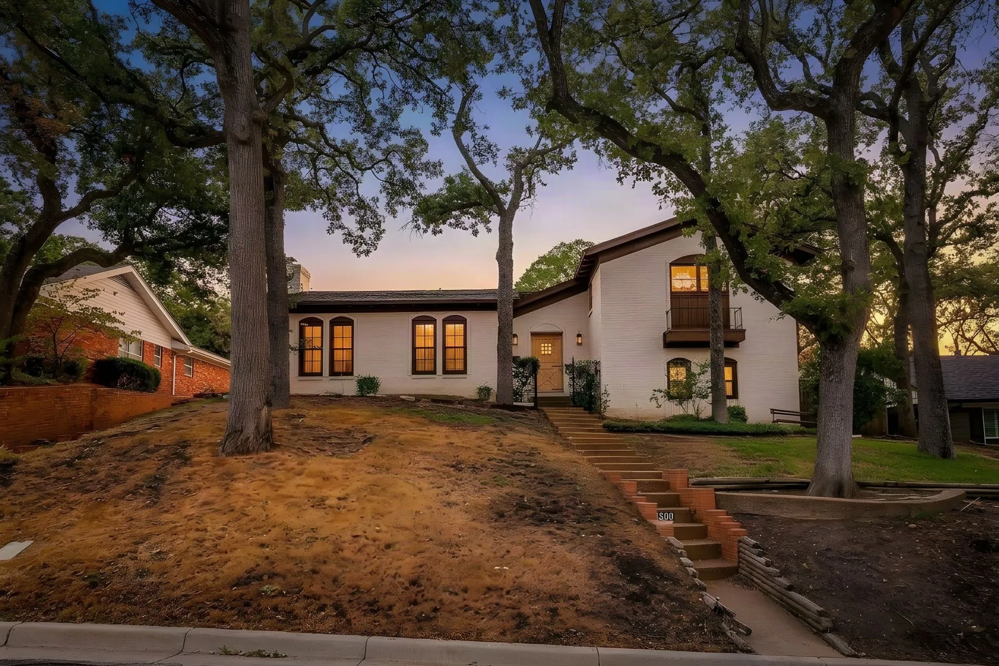 Single Family Residence For Sale in Tarrant County , 1500 Cienegas Circle, Fort Worth, Texas 76112, 4 Bedroom, 4 Bathroom, 2 Garage spaces, 3,012 Sqft, built in 1965, mls#21398797, Real Estate Agent in Fort Worth, Homes For Sale in Tarrant county, Homes For Sale in Fort Worth, Realtor in Fort Worth Texas, Real Estate Brokerage Independent Realty Texas, Luminita Cordes Realtor