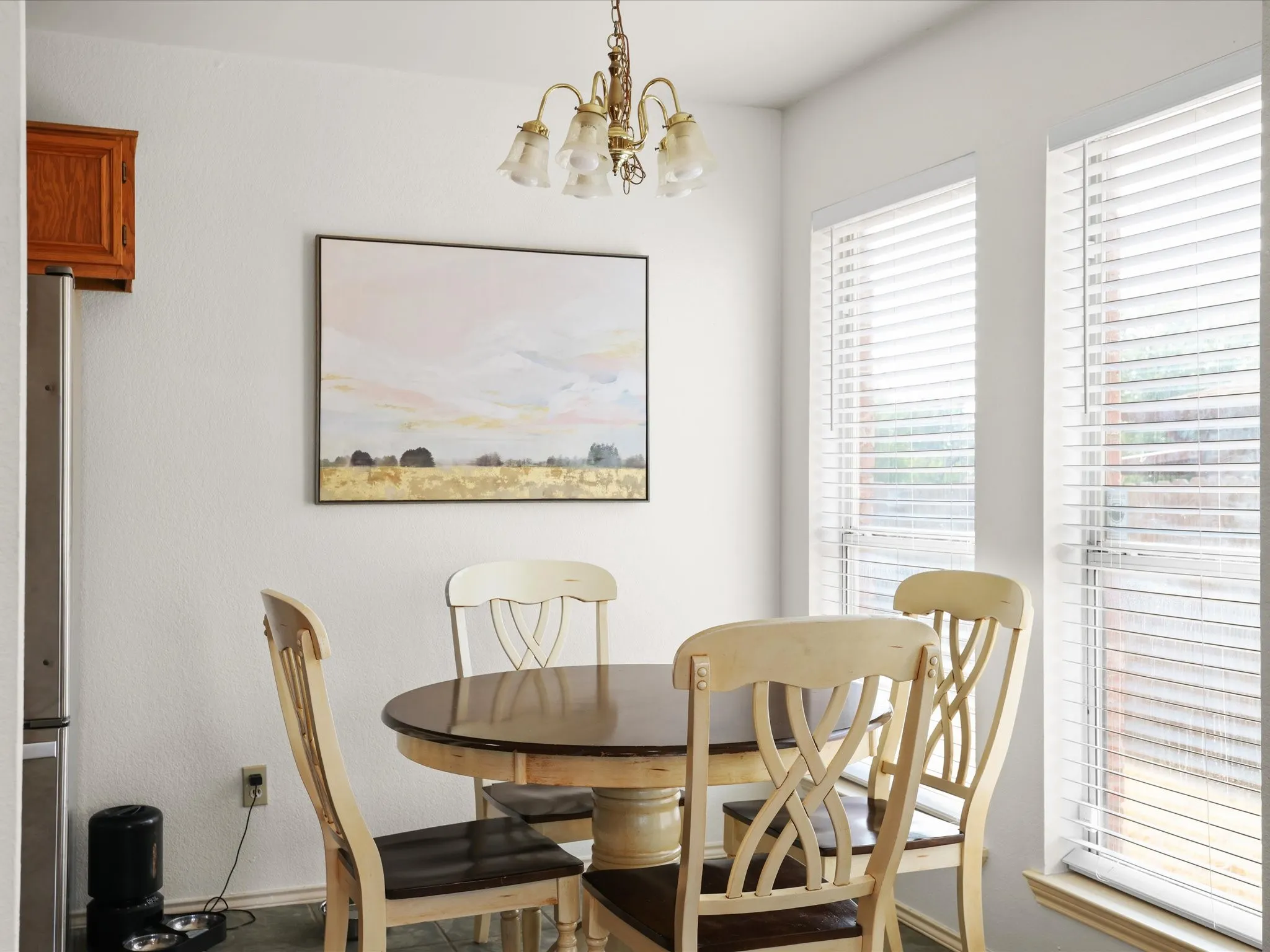 Single Family Residence For Sale in Tarrant County , 709 Basset Locke Drive, Fort Worth, Texas 76108, 3 Bedroom, 2 Bathroom, 2 Garage spaces, 1,115 Sqft, built in 1989, mls#21398392, Real Estate Agent in Fort Worth, Homes For Sale in Tarrant county, Homes For Sale in Fort Worth, Realtor in Fort Worth Texas, Real Estate Brokerage Independent Realty Texas, Luminita Cordes Realtor