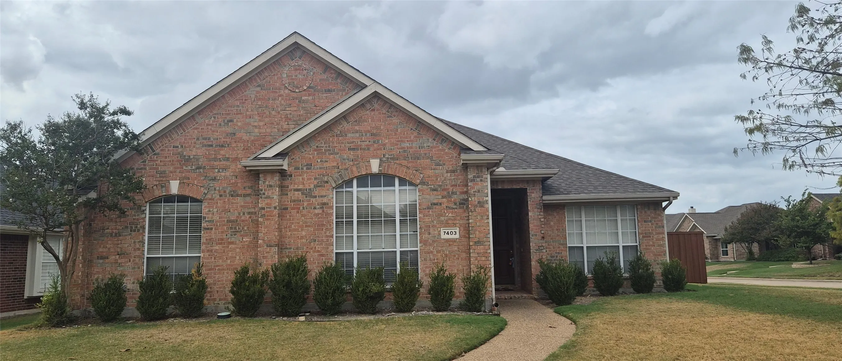 Single Family Residence For Rent in Collin County , 7403 Stone Hearth Drive, Frisco, Texas 75035, 4 Bedroom, 2 Bathroom, 2 Garage spaces, 2,104 Sqft, built in 1998, mls#21400683, Real Estate Agent in Frisco, Homes For Rent in Collin county, Homes For Rent in Frisco, Realtor in Frisco Texas, Real Estate Brokerage Independent Realty Texas, Luminita Cordes Realtor