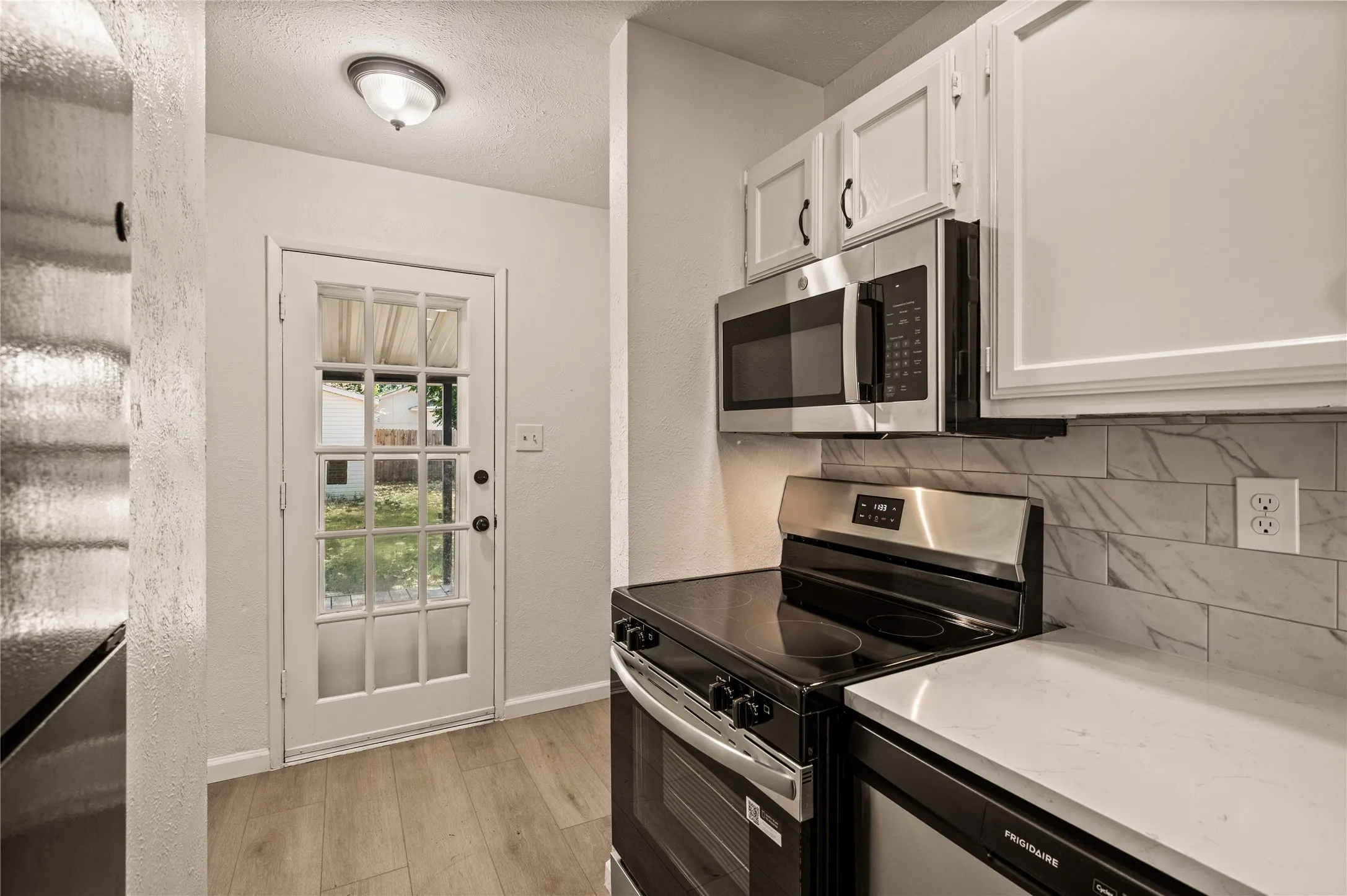 Single Family Residence For Sale in Tarrant County , 4744 China Rose Drive, Fort Worth, Texas 76137, 2 Bedroom, 1 Bathroom, 1 Garage spaces, 1,000 Sqft, built in 1983, mls#21400673, Real Estate Agent in Fort Worth, Homes For Sale in Tarrant county, Homes For Sale in Fort Worth, Realtor in Fort Worth Texas, Real Estate Brokerage Independent Realty Texas, Luminita Cordes Realtor