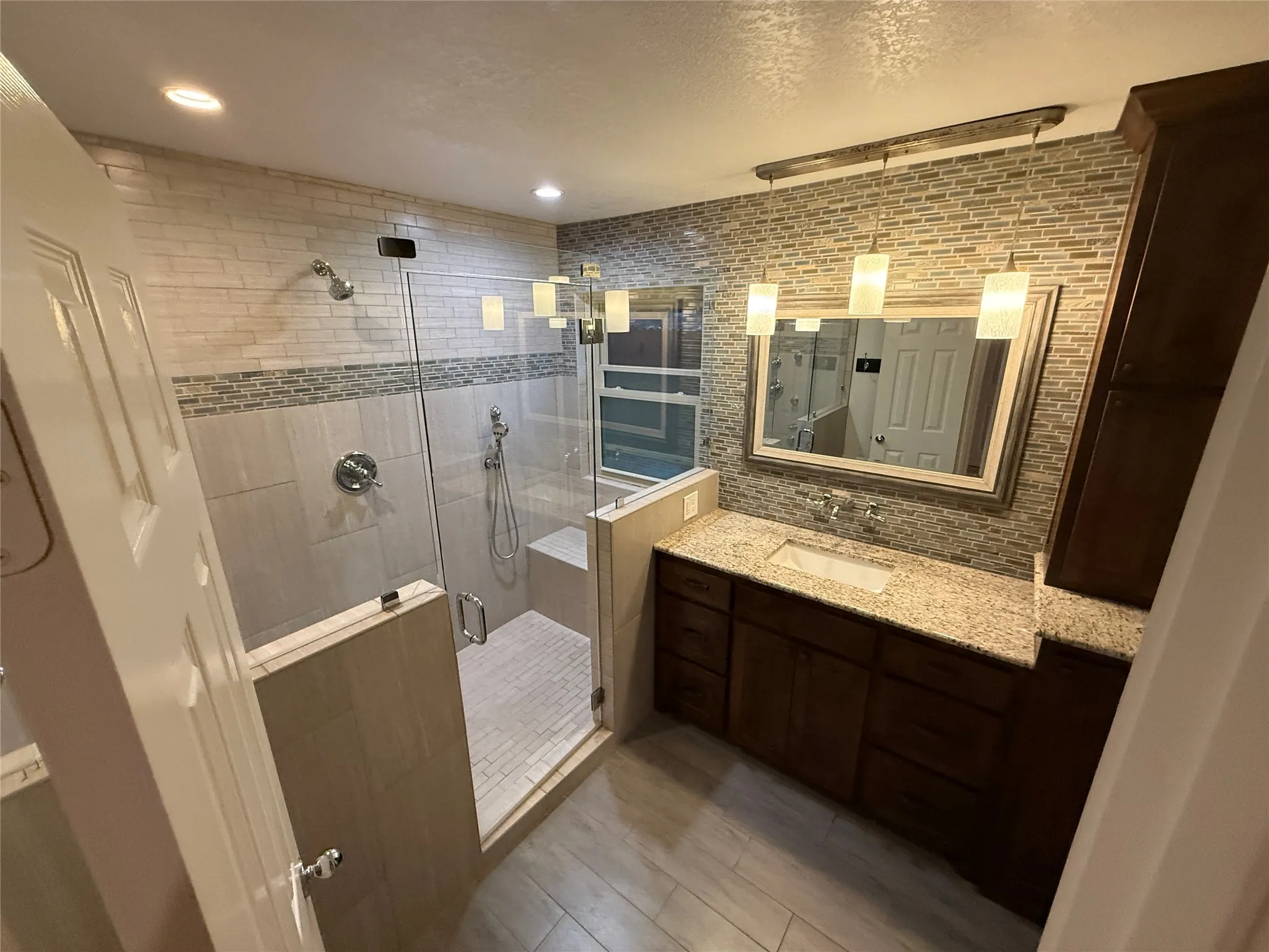Single Family Residence For Sale in Tarrant County , 916 Pennsylvania Drive, Saginaw, Texas 76131, 4 Bedroom, 3 Bathroom, 2 Garage spaces, 2,060 Sqft, built in 1995, mls#21397627, Real Estate Agent in Saginaw, Homes For Sale in Tarrant county, Homes For Sale in Saginaw, Realtor in Saginaw Texas, Real Estate Brokerage Independent Realty Texas, Luminita Cordes Realtor