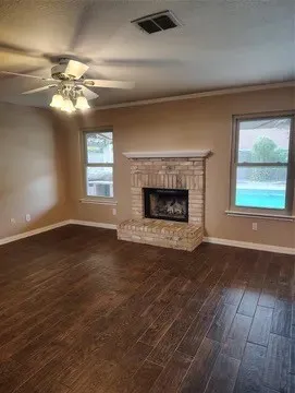 Single Family Residence For Sale in Tarrant County , 916 Pennsylvania Drive, Saginaw, Texas 76131, 4 Bedroom, 3 Bathroom, 2 Garage spaces, 2,060 Sqft, built in 1995, mls#21397627, Real Estate Agent in Saginaw, Homes For Sale in Tarrant county, Homes For Sale in Saginaw, Realtor in Saginaw Texas, Real Estate Brokerage Independent Realty Texas, Luminita Cordes Realtor