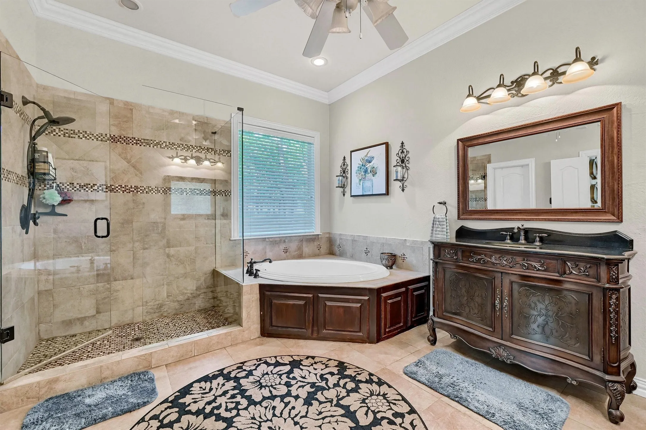 Primary bath