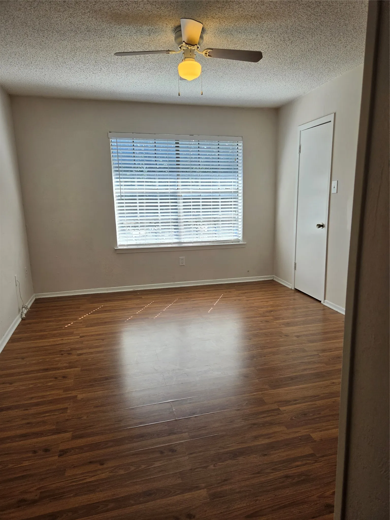 Condominium For Rent in Dallas County , 333 Melrose Drive 14C, Richardson, Texas 75080, 2 Bedroom, 3 Bathroom, Garage spaces, 1,161 Sqft, built in 1981, mls#21398785, Real Estate Agent in Richardson, Homes For Rent in Dallas county, Homes For Rent in Richardson, Realtor in Richardson Texas, Real Estate Brokerage Independent Realty Texas, Luminita Cordes Realtor