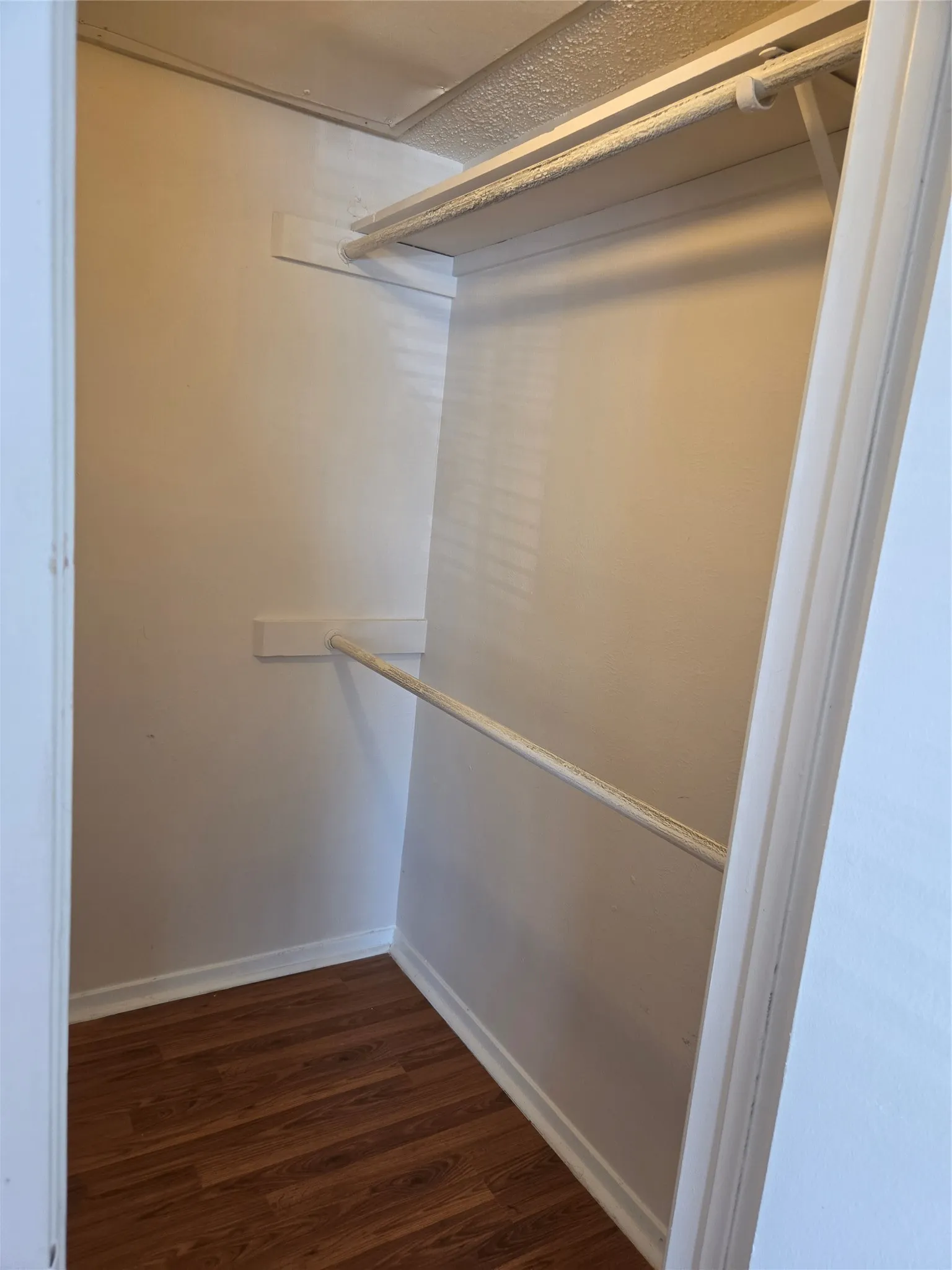 Condominium For Rent in Dallas County , 333 Melrose Drive 14C, Richardson, Texas 75080, 2 Bedroom, 3 Bathroom, Garage spaces, 1,161 Sqft, built in 1981, mls#21398785, Real Estate Agent in Richardson, Homes For Rent in Dallas county, Homes For Rent in Richardson, Realtor in Richardson Texas, Real Estate Brokerage Independent Realty Texas, Luminita Cordes Realtor