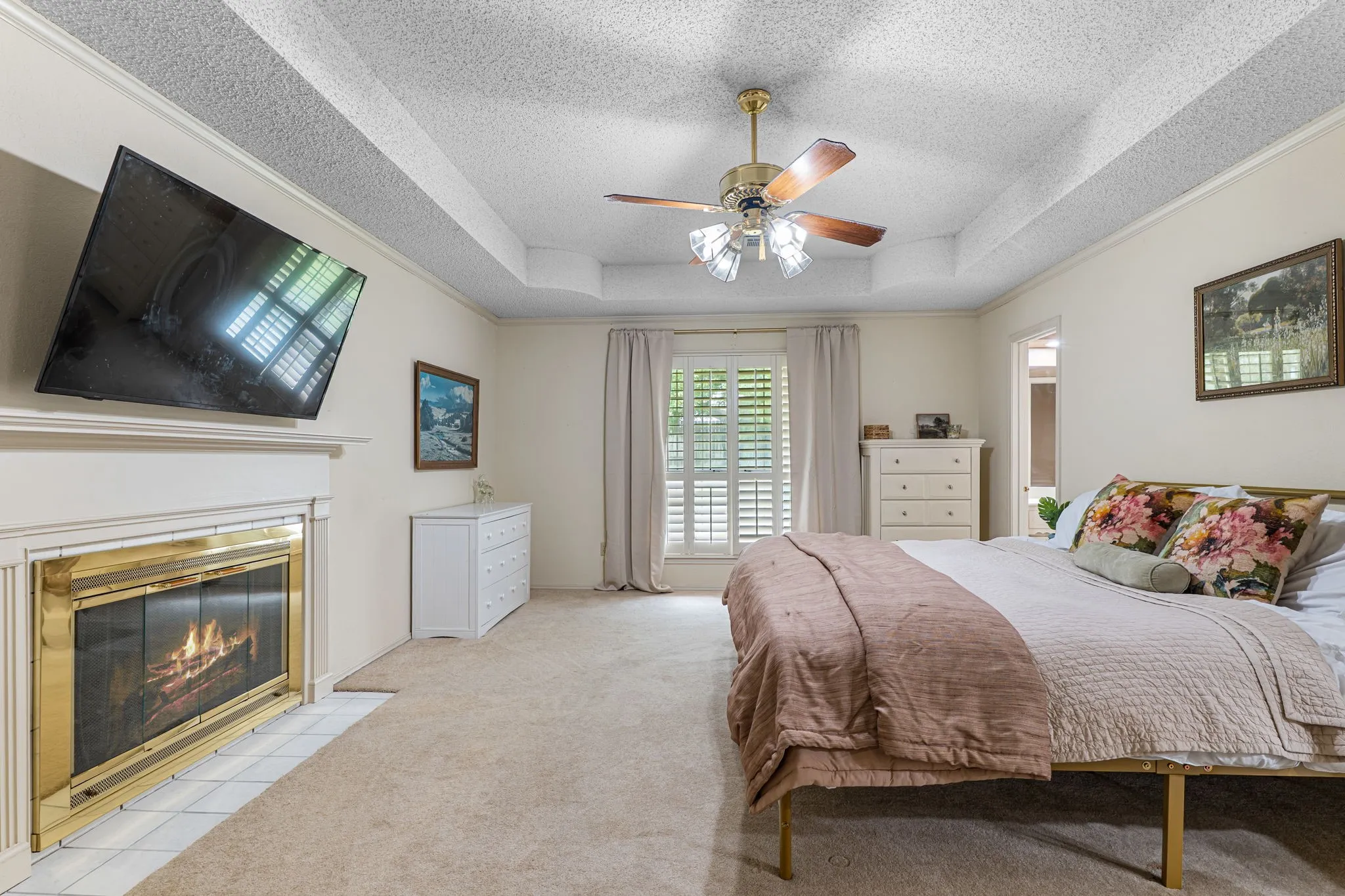 Single Family Residence For Sale in Mc Lennan County , 202 Trailview Drive, Woodway, Texas 76712, 4 Bedroom, 3 Bathroom, 2 Garage spaces, 2,631 Sqft, built in 1982, mls#21400676, Real Estate Agent in Woodway, Homes For Sale in Mc Lennan county, Homes For Sale in Woodway, Realtor in Woodway Texas, Real Estate Brokerage Independent Realty Texas, Luminita Cordes Realtor