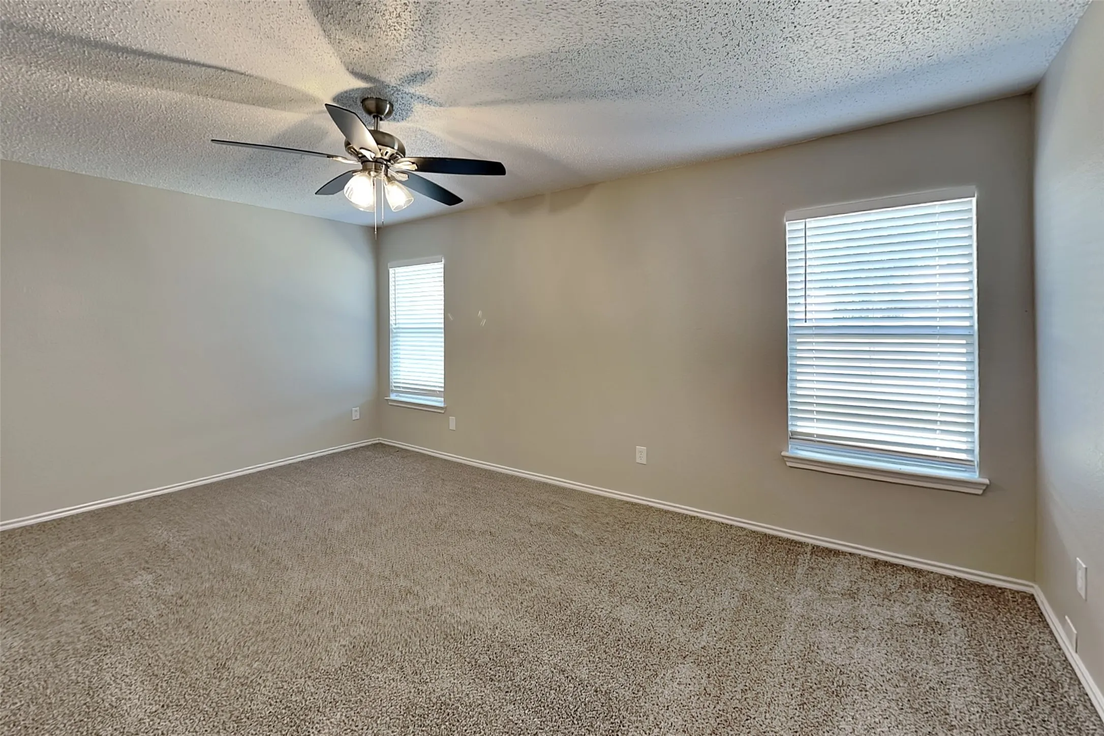 Single Family Residence For Rent in Tarrant County , 4169 Fossile Butte Drive, Fort Worth, Texas 76244, 3 Bedroom, 2 Bathroom, 2 Garage spaces, 1,824 Sqft, built in 1998, mls#21400696, Real Estate Agent in Fort Worth, Homes For Rent in Tarrant county, Homes For Rent in Fort Worth, Realtor in Fort Worth Texas, Real Estate Brokerage Independent Realty Texas, Luminita Cordes Realtor