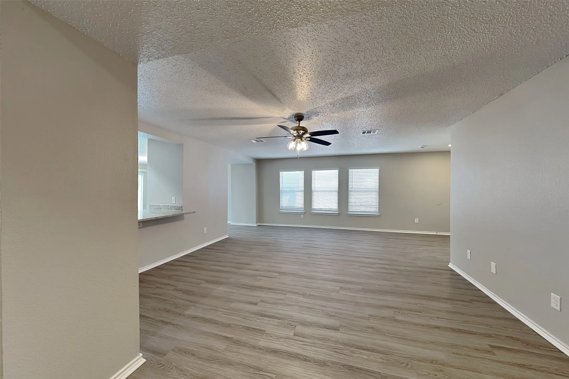 Single Family Residence For Rent in Tarrant County , 4169 Fossile Butte Drive, Fort Worth, Texas 76244, 3 Bedroom, 2 Bathroom, 2 Garage spaces, 1,824 Sqft, built in 1998, mls#21400696, Real Estate Agent in Fort Worth, Homes For Rent in Tarrant county, Homes For Rent in Fort Worth, Realtor in Fort Worth Texas, Real Estate Brokerage Independent Realty Texas, Luminita Cordes Realtor