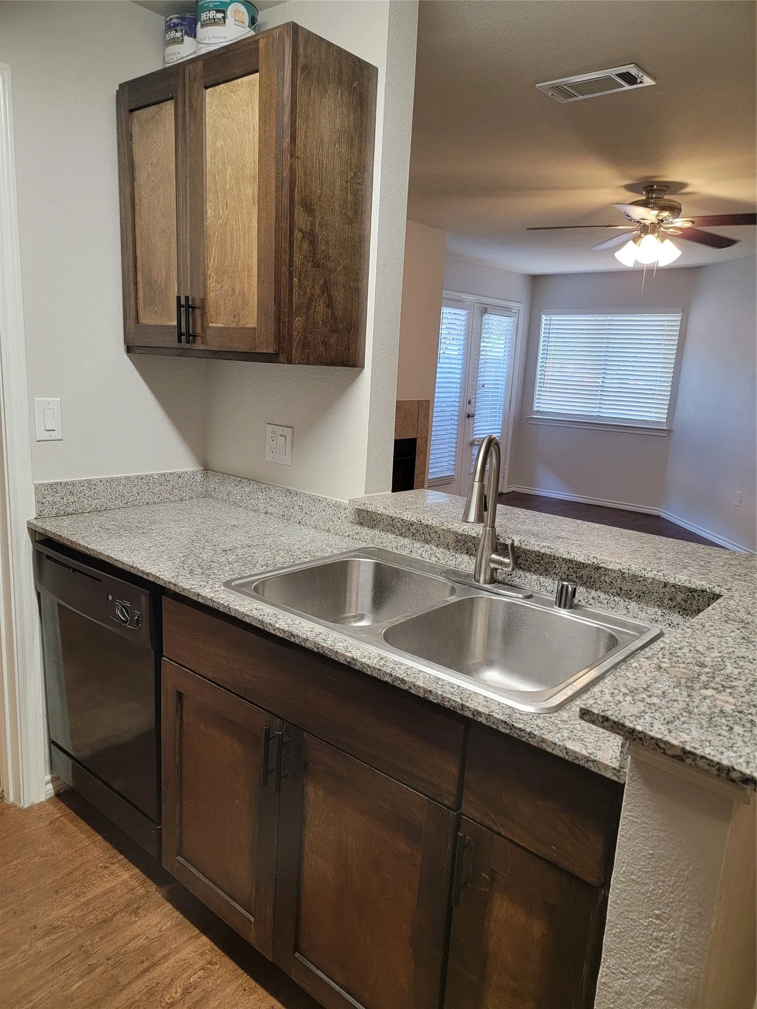 Condominium For Rent in Dallas County , 9837 Walnut Street 101, Dallas, Texas 75243, 2 Bedroom, 1 Bathroom, Garage spaces, 808 Sqft, built in 2018, mls#21400698, Real Estate Agent in Dallas, Homes For Rent in Dallas county, Homes For Rent in Dallas, Realtor in Dallas Texas, Real Estate Brokerage Independent Realty Texas, Luminita Cordes Realtor