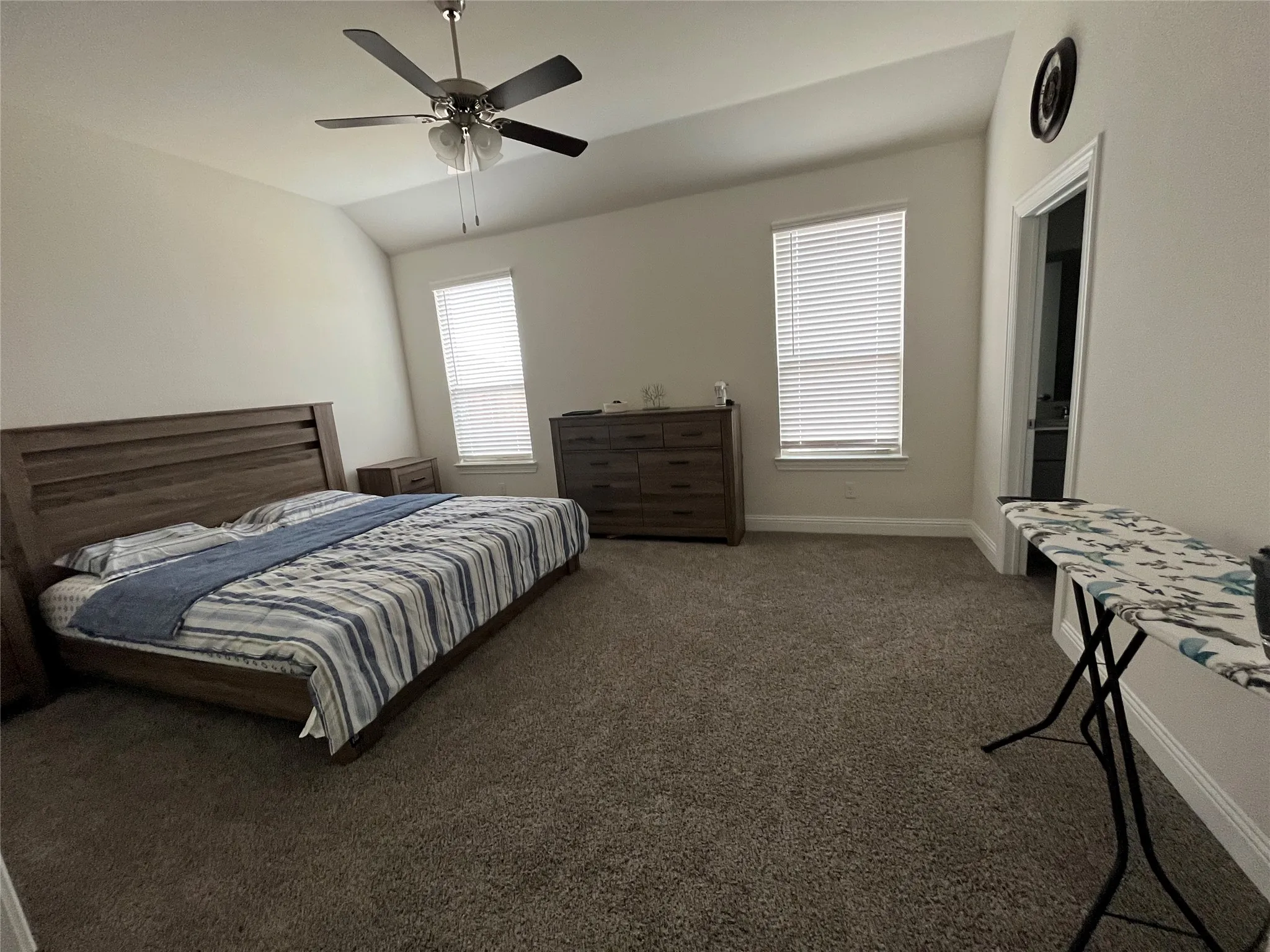 Single Family Residence For Rent in Kaufman County , 4166 Beamer Drive, Forney, Texas 75126, 4 Bedroom, 3 Bathroom, 2 Garage spaces, 2,059 Sqft, built in 2022, mls#21400699, Real Estate Agent in Forney, Homes For Rent in Kaufman county, Homes For Rent in Forney, Realtor in Forney Texas, Real Estate Brokerage Independent Realty Texas, Luminita Cordes Realtor