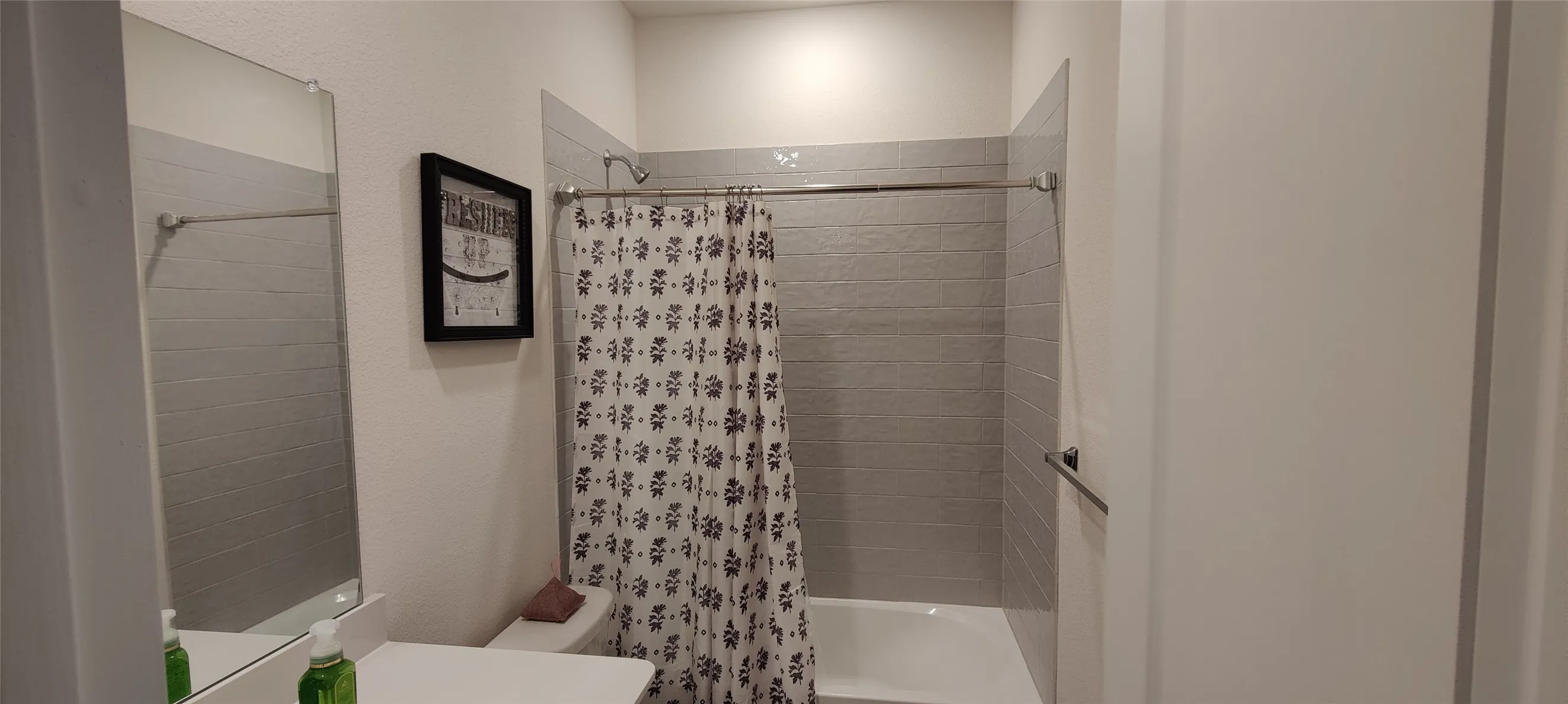 2nd bathroom