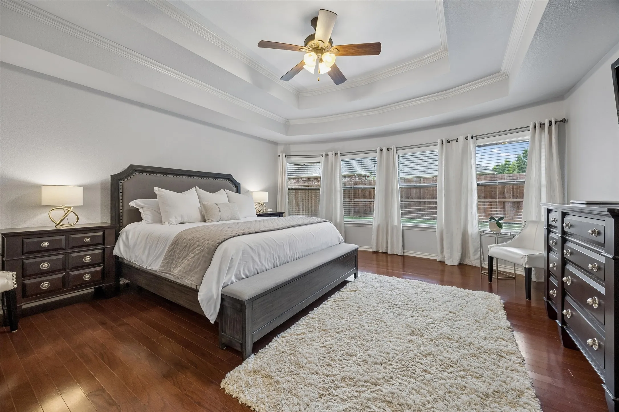 Single Family Residence For Sale in Tarrant County , 2723 Ponce De Leon, Grand Prairie, Texas 75054, 4 Bedroom, 3 Bathroom, 2 Garage spaces, 2,548 Sqft, built in 2007, mls#21394760, Real Estate Agent in Grand Prairie, Homes For Sale in Tarrant county, Homes For Sale in Grand Prairie, Realtor in Grand Prairie Texas, Real Estate Brokerage Independent Realty Texas, Luminita Cordes Realtor