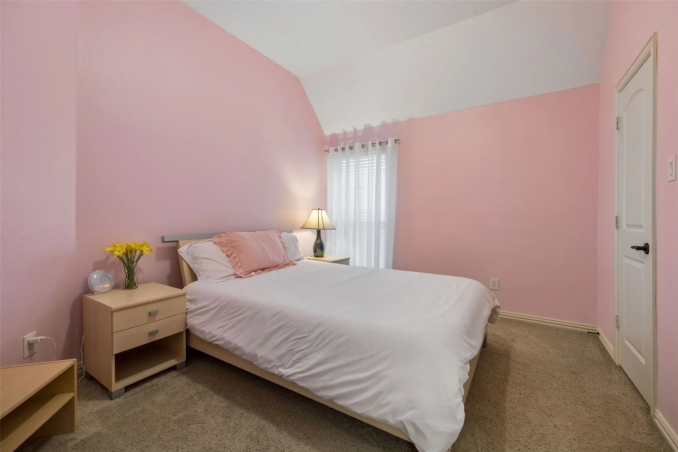 Single Family Residence For Sale in Tarrant County , 2723 Ponce De Leon, Grand Prairie, Texas 75054, 4 Bedroom, 3 Bathroom, 2 Garage spaces, 2,548 Sqft, built in 2007, mls#21394760, Real Estate Agent in Grand Prairie, Homes For Sale in Tarrant county, Homes For Sale in Grand Prairie, Realtor in Grand Prairie Texas, Real Estate Brokerage Independent Realty Texas, Luminita Cordes Realtor