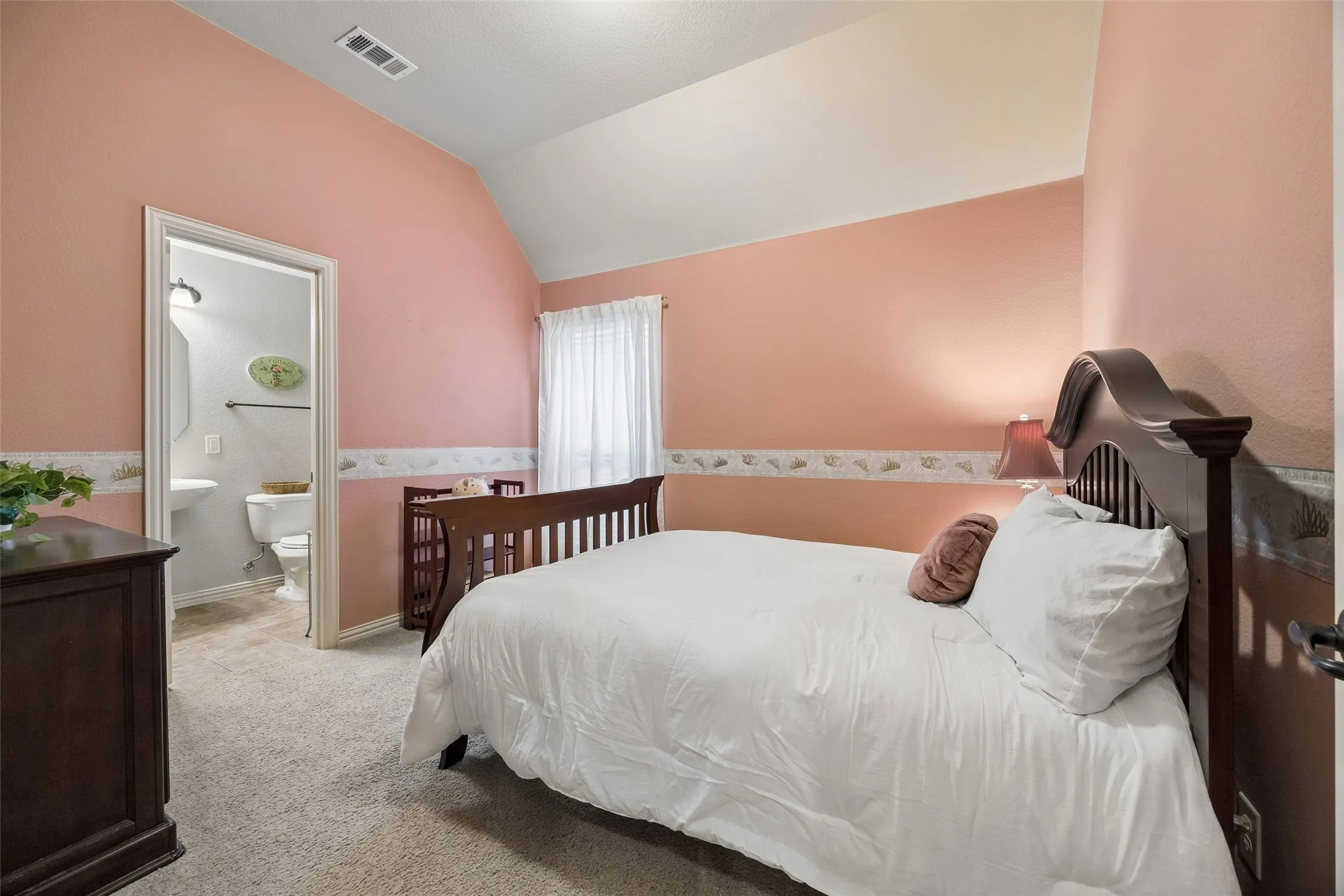 Single Family Residence For Sale in Tarrant County , 2723 Ponce De Leon, Grand Prairie, Texas 75054, 4 Bedroom, 3 Bathroom, 2 Garage spaces, 2,548 Sqft, built in 2007, mls#21394760, Real Estate Agent in Grand Prairie, Homes For Sale in Tarrant county, Homes For Sale in Grand Prairie, Realtor in Grand Prairie Texas, Real Estate Brokerage Independent Realty Texas, Luminita Cordes Realtor