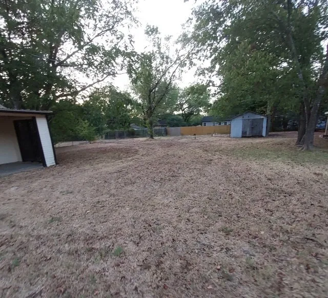 Single Family Residence For Sale in Hunt County , 1113 Commerce Drive, Greenville, Texas 75401, 4 Bedroom, 2 Bathroom, Garage spaces, 2,031 Sqft, built in 1940, mls#21396096, Real Estate Agent in Greenville, Homes For Sale in Hunt county, Homes For Sale in Greenville, Realtor in Greenville Texas, Real Estate Brokerage Independent Realty Texas, Luminita Cordes Realtor