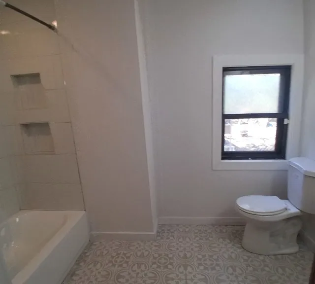 Single Family Residence For Sale in Hunt County , 1113 Commerce Drive, Greenville, Texas 75401, 4 Bedroom, 2 Bathroom, Garage spaces, 2,031 Sqft, built in 1940, mls#21396096, Real Estate Agent in Greenville, Homes For Sale in Hunt county, Homes For Sale in Greenville, Realtor in Greenville Texas, Real Estate Brokerage Independent Realty Texas, Luminita Cordes Realtor