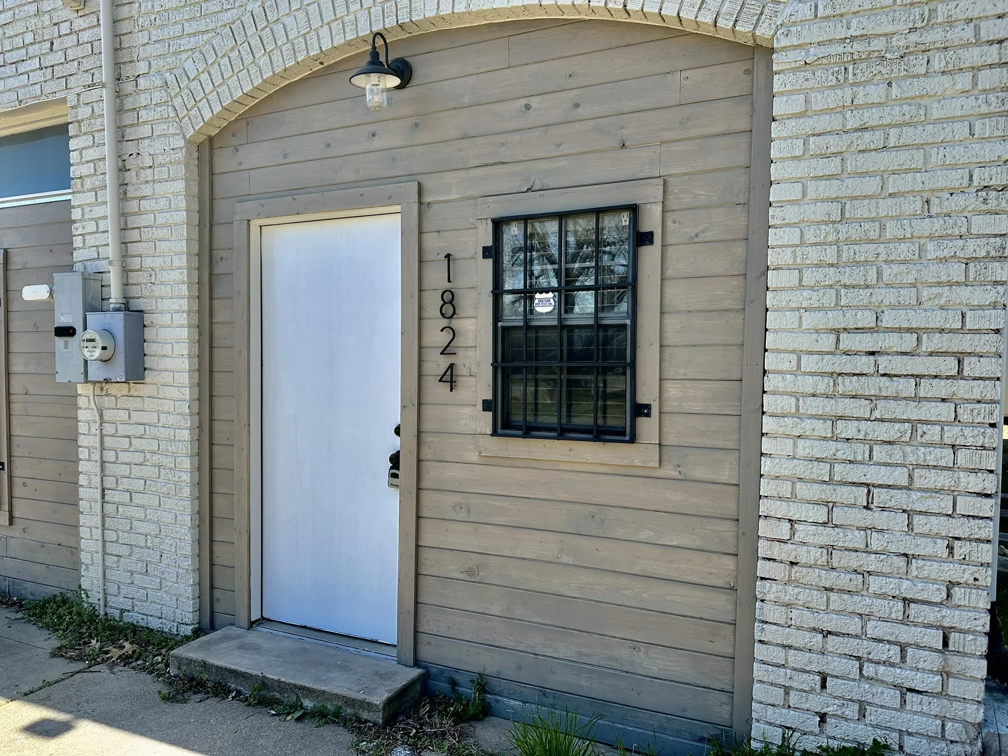 Office For Rent in Grayson County , 1824 S Walnut Street, Sherman, Texas 75090, 0, 0, Garage spaces, 0 Sqft, built in 1925, mls#21400701, Real Estate Agent in Sherman, Homes For Rent in Grayson county, Homes For Rent in Sherman, Realtor in Sherman Texas, Real Estate Brokerage Independent Realty Texas, Luminita Cordes Realtor