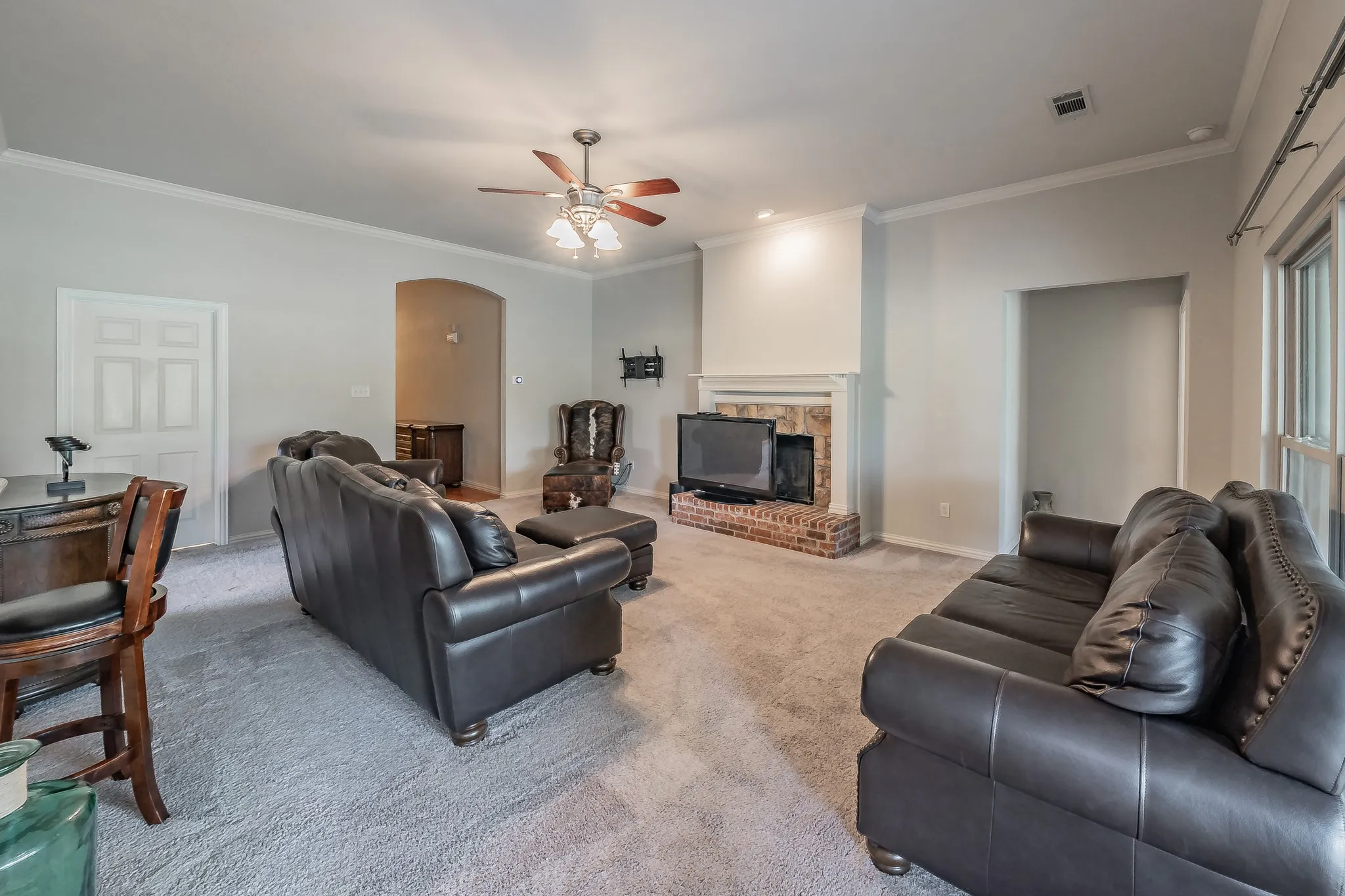 Single Family Residence For Rent in Collin County , 2006 Water Fall Way, Wylie, Texas 75098, 4 Bedroom, 2 Bathroom, 2 Garage spaces, 2,609 Sqft, built in 2004, mls#21400710, Real Estate Agent in Wylie, Homes For Rent in Collin county, Homes For Rent in Wylie, Realtor in Wylie Texas, Real Estate Brokerage Independent Realty Texas, Luminita Cordes Realtor