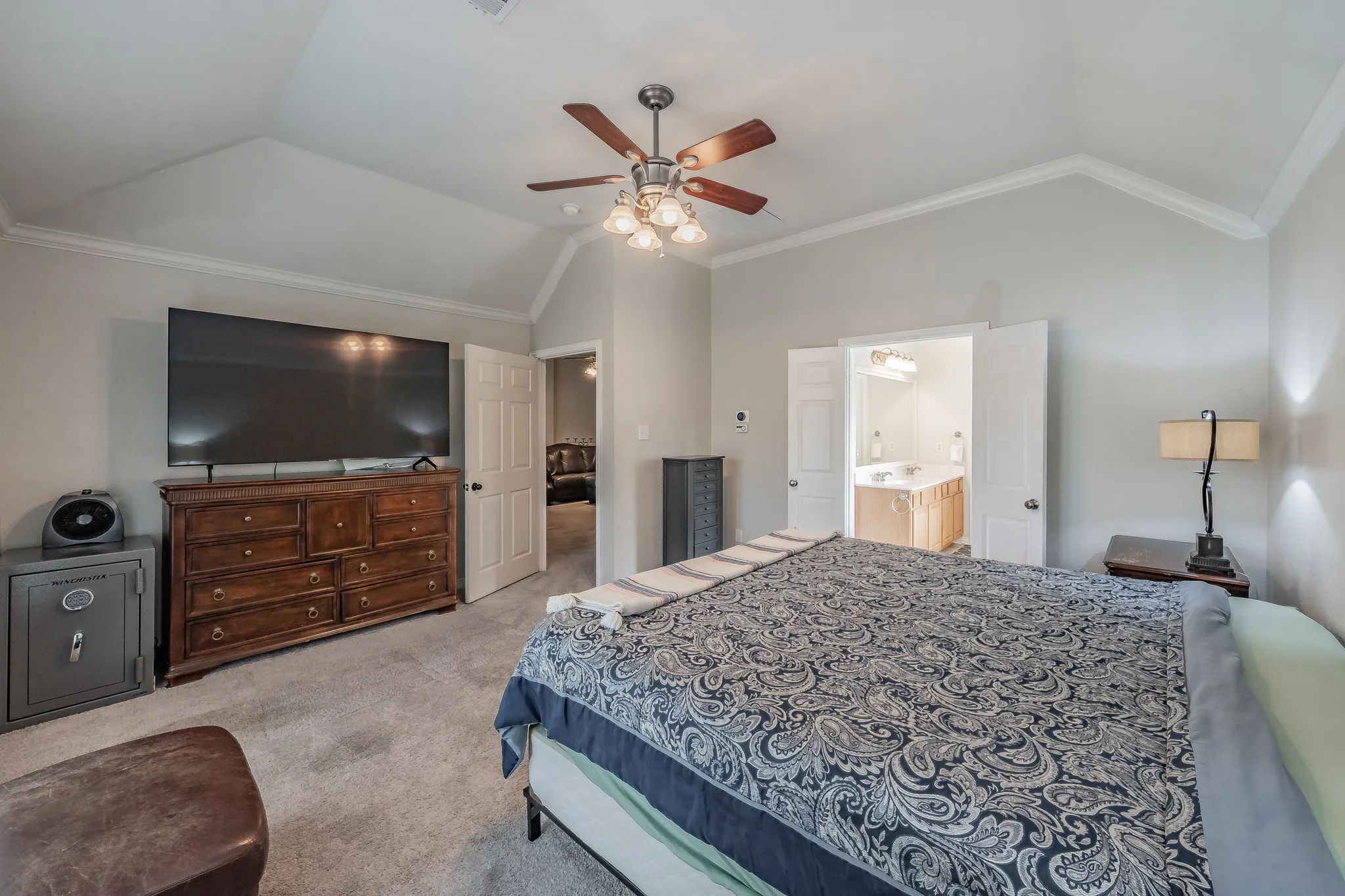 Single Family Residence For Rent in Collin County , 2006 Water Fall Way, Wylie, Texas 75098, 4 Bedroom, 2 Bathroom, 2 Garage spaces, 2,609 Sqft, built in 2004, mls#21400710, Real Estate Agent in Wylie, Homes For Rent in Collin county, Homes For Rent in Wylie, Realtor in Wylie Texas, Real Estate Brokerage Independent Realty Texas, Luminita Cordes Realtor