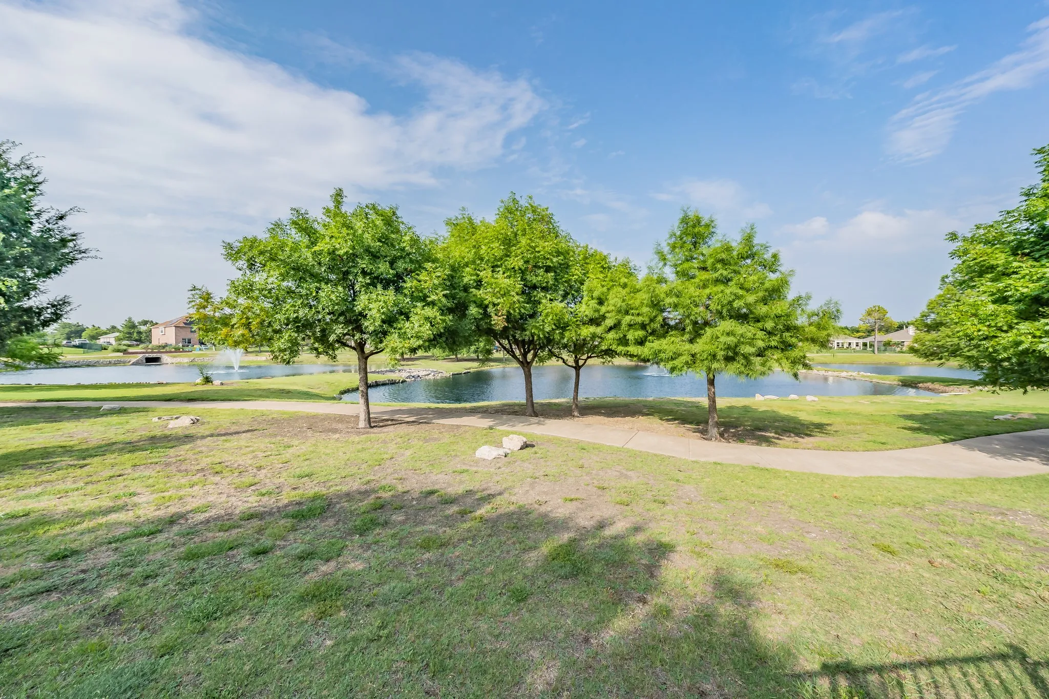 Single Family Residence For Rent in Collin County , 2006 Water Fall Way, Wylie, Texas 75098, 4 Bedroom, 2 Bathroom, 2 Garage spaces, 2,609 Sqft, built in 2004, mls#21400710, Real Estate Agent in Wylie, Homes For Rent in Collin county, Homes For Rent in Wylie, Realtor in Wylie Texas, Real Estate Brokerage Independent Realty Texas, Luminita Cordes Realtor