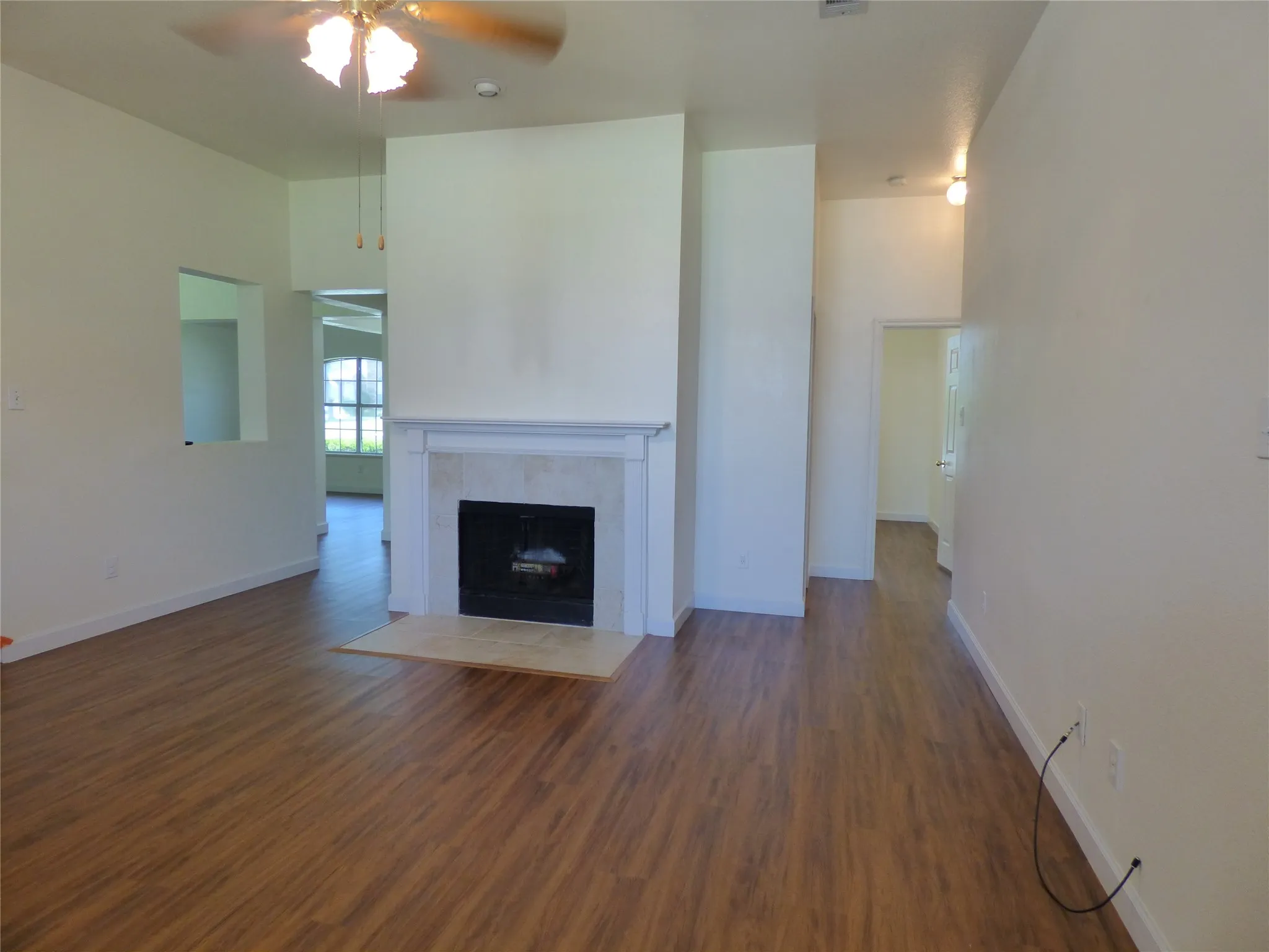 Single Family Residence For Rent in Denton County , 3904 Valez Drive, Carrollton, Texas 75007, 4 Bedroom, 2 Bathroom, 2 Garage spaces, 2,058 Sqft, built in 1996, mls#21400714, Real Estate Agent in Carrollton, Homes For Rent in Denton county, Homes For Rent in Carrollton, Realtor in Carrollton Texas, Real Estate Brokerage Independent Realty Texas, Luminita Cordes Realtor