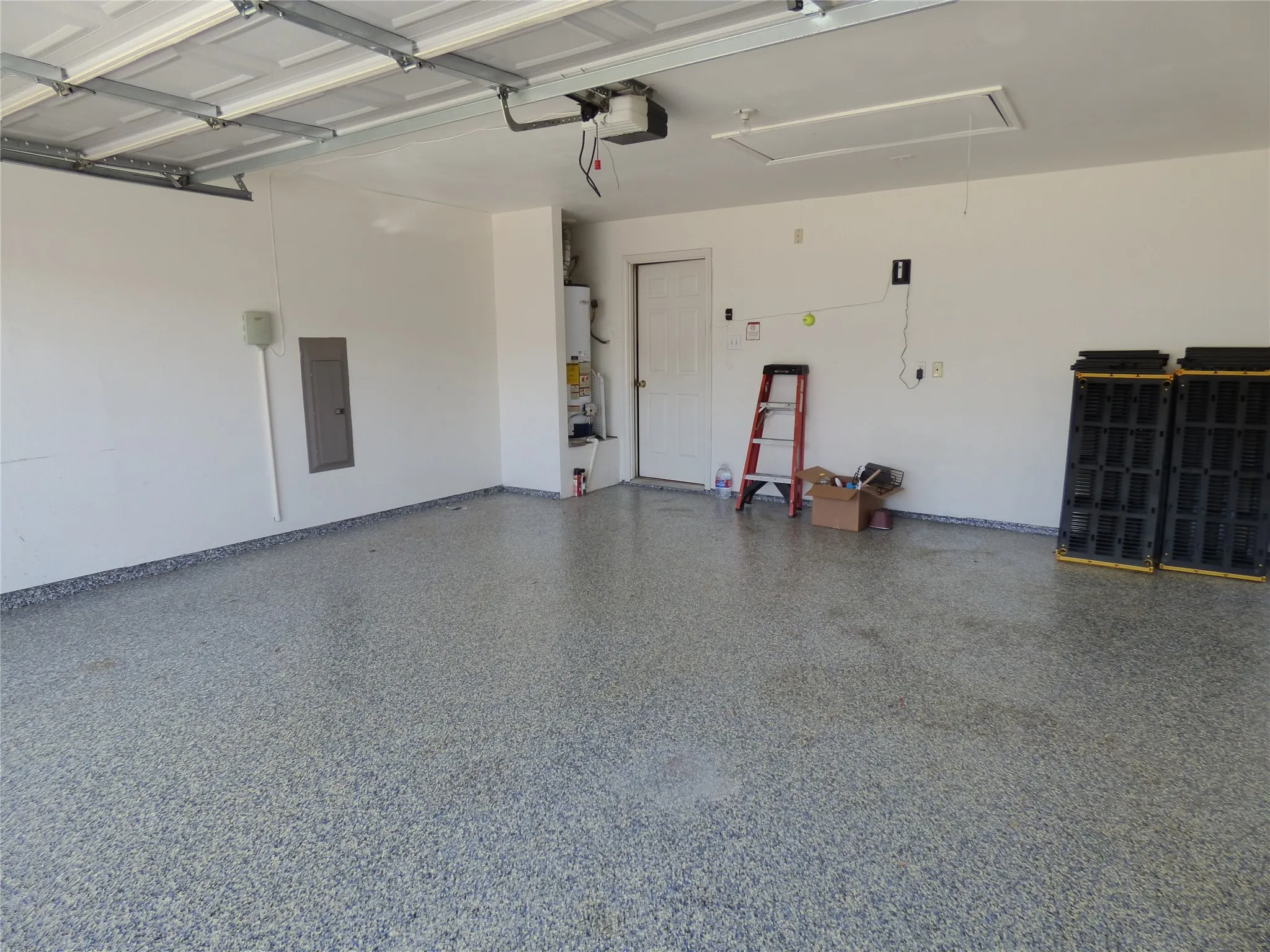 Single Family Residence For Rent in Denton County , 3904 Valez Drive, Carrollton, Texas 75007, 4 Bedroom, 2 Bathroom, 2 Garage spaces, 2,058 Sqft, built in 1996, mls#21400714, Real Estate Agent in Carrollton, Homes For Rent in Denton county, Homes For Rent in Carrollton, Realtor in Carrollton Texas, Real Estate Brokerage Independent Realty Texas, Luminita Cordes Realtor